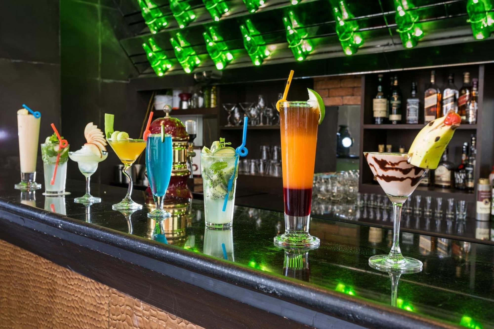 Bar/Salón MM Continental