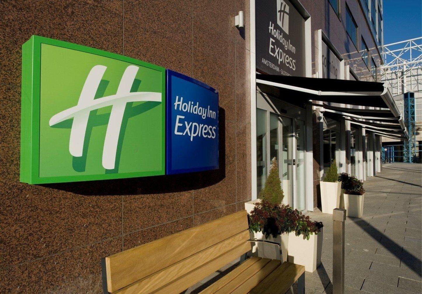 Vista Exterior Holiday Inn Express Amsterdam - Sloterdijk Station by IHG