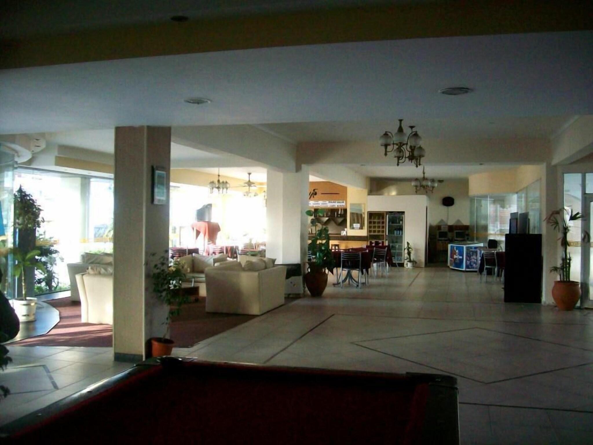 Vista Lobby San Remo Resort Hotel