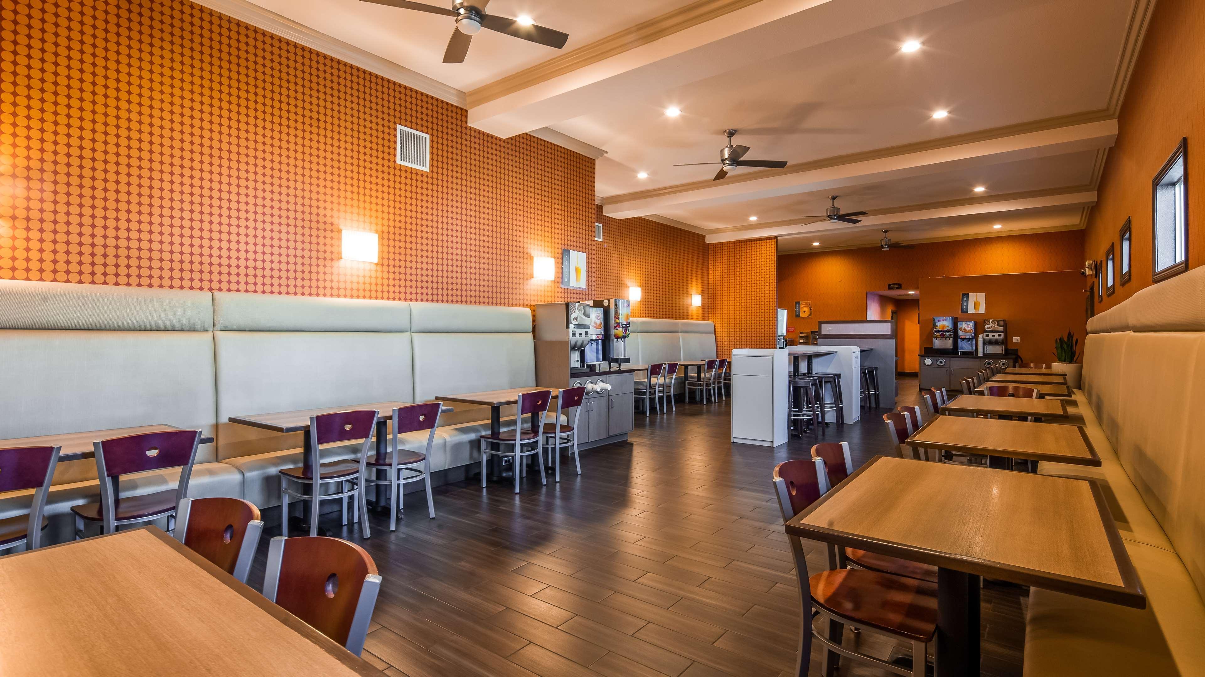 Restaurant Best Western Plus Stovall's Inn