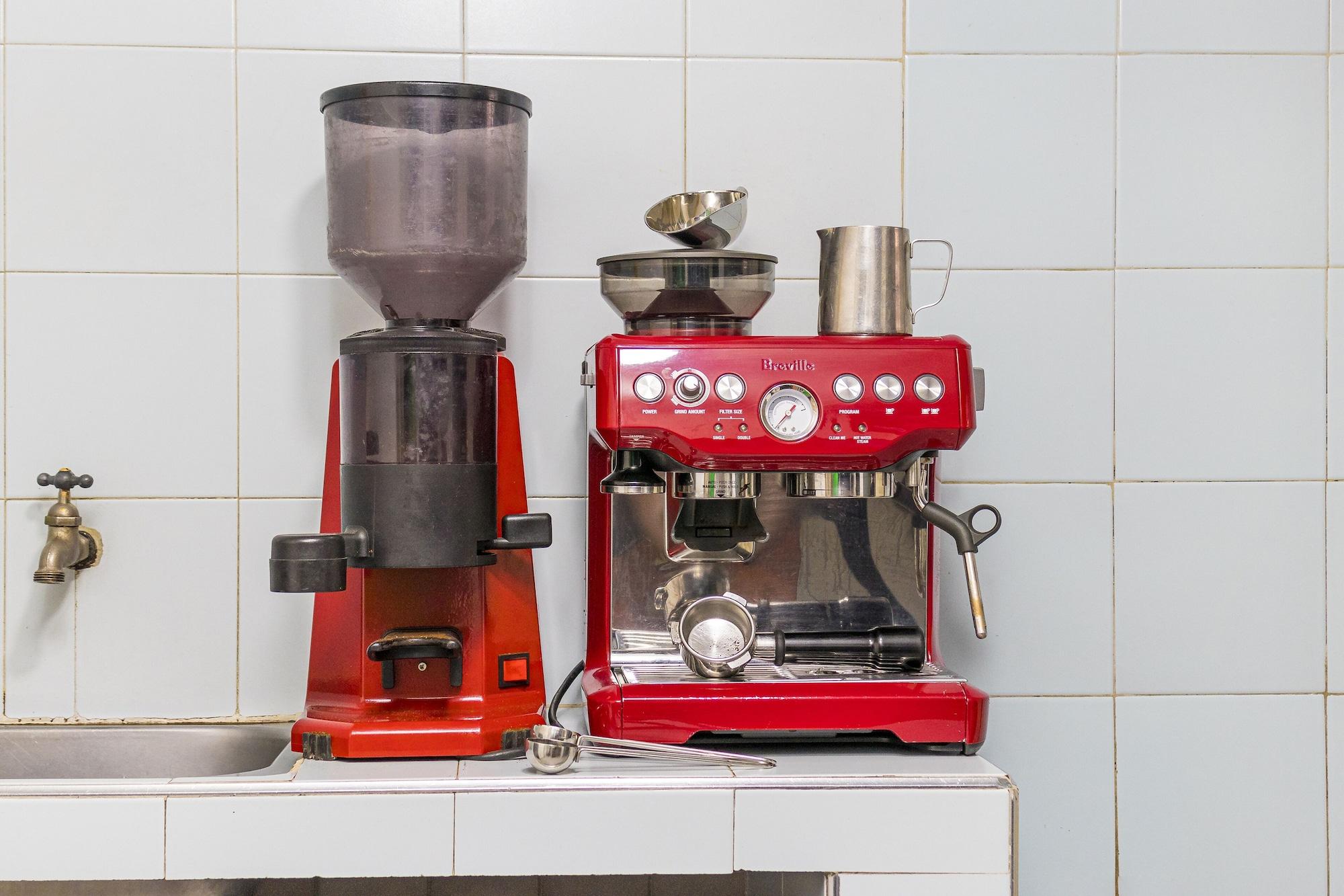 Bar/Salón Hotel Ayenda Los Tres Pinos