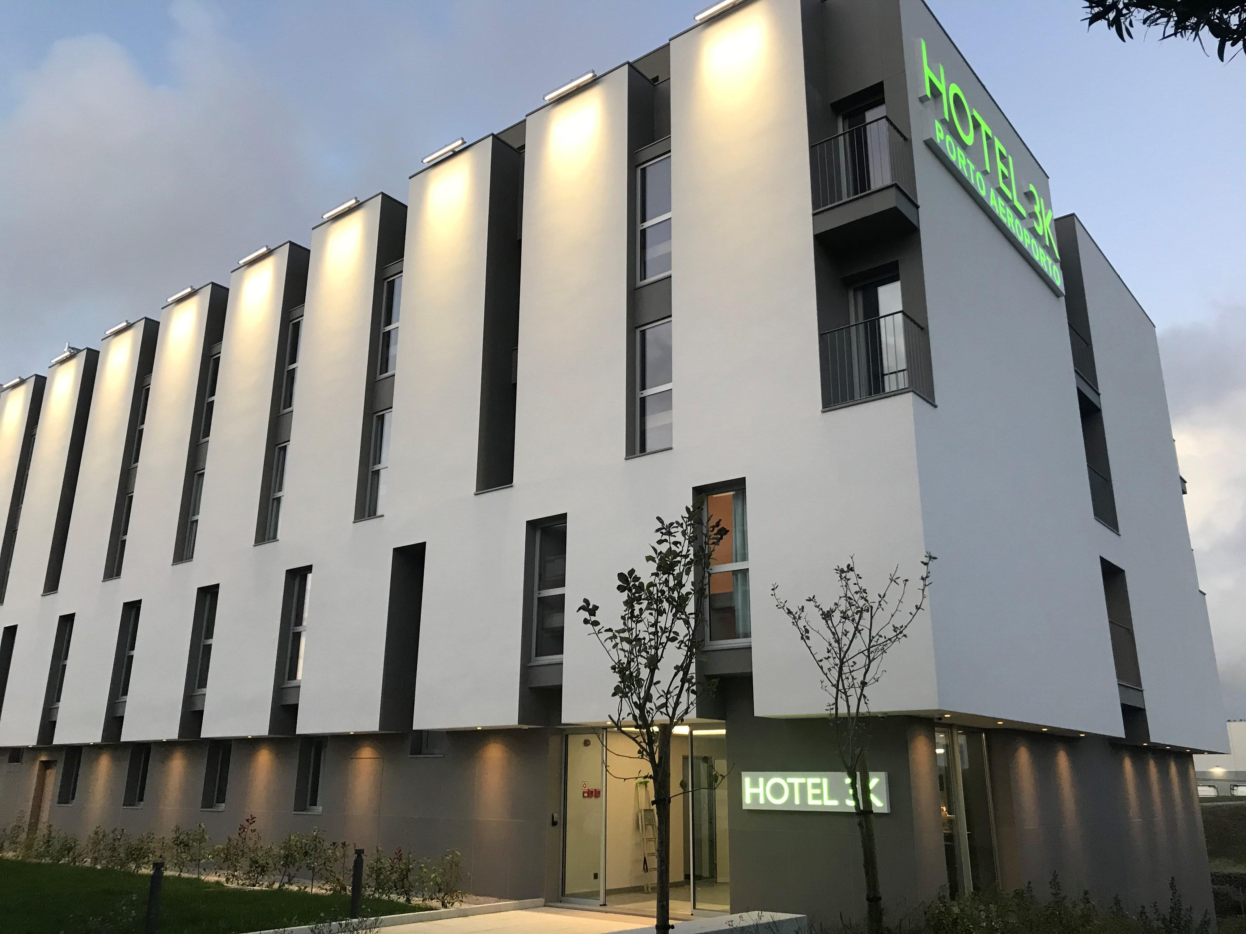 Vista Exterior Hotel 3K Porto Aeroporto