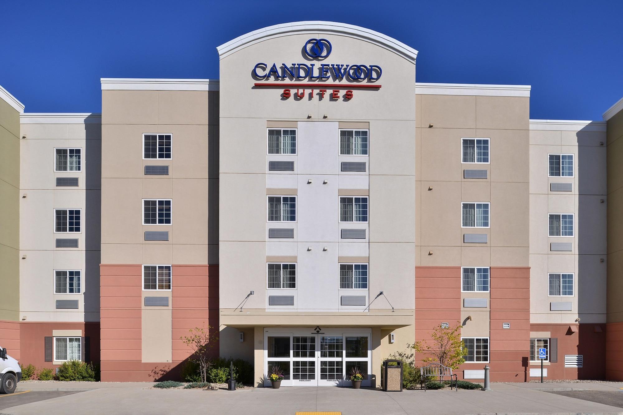Varios Candlewood Suites Williston by IHG