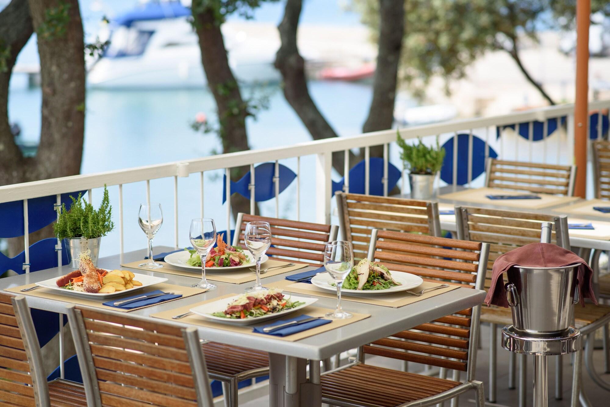 Restaurant Maistra Camping Veštar Mobile homes