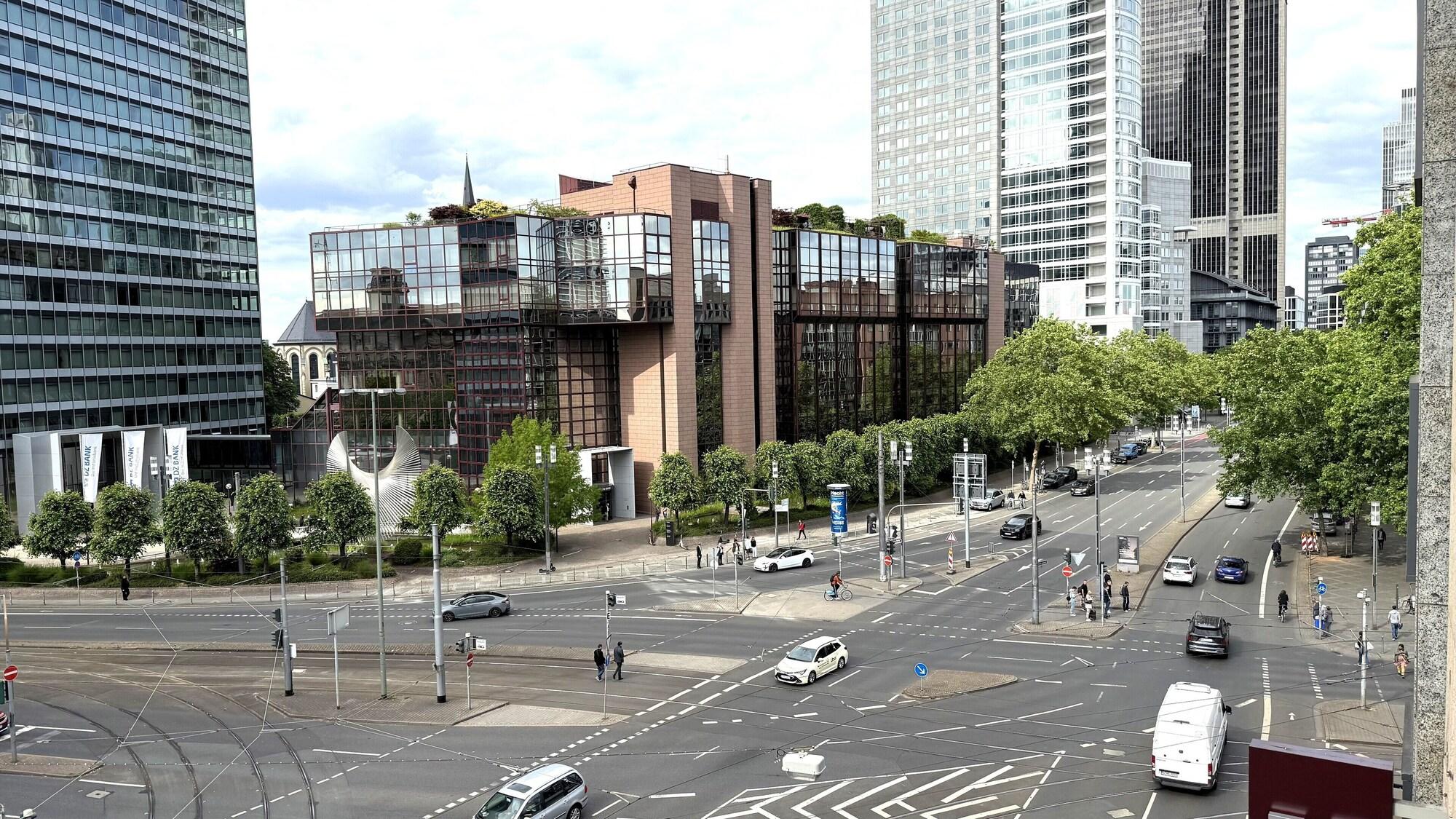 Vista Exterior Hotel Lumière an der Messe