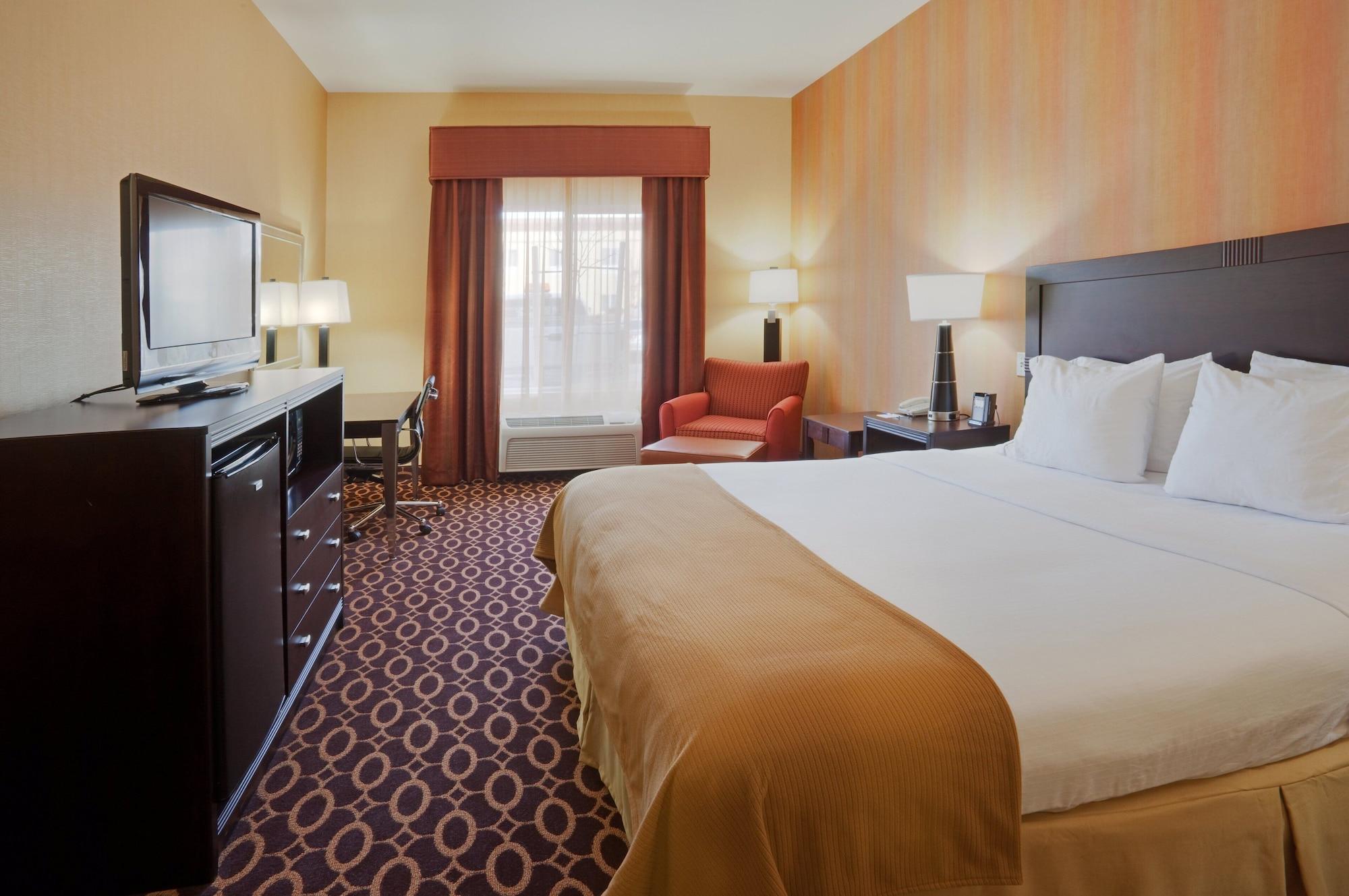 Habitación Holiday Inn Express & Suites Sacramento NE Cal Expo by IHG