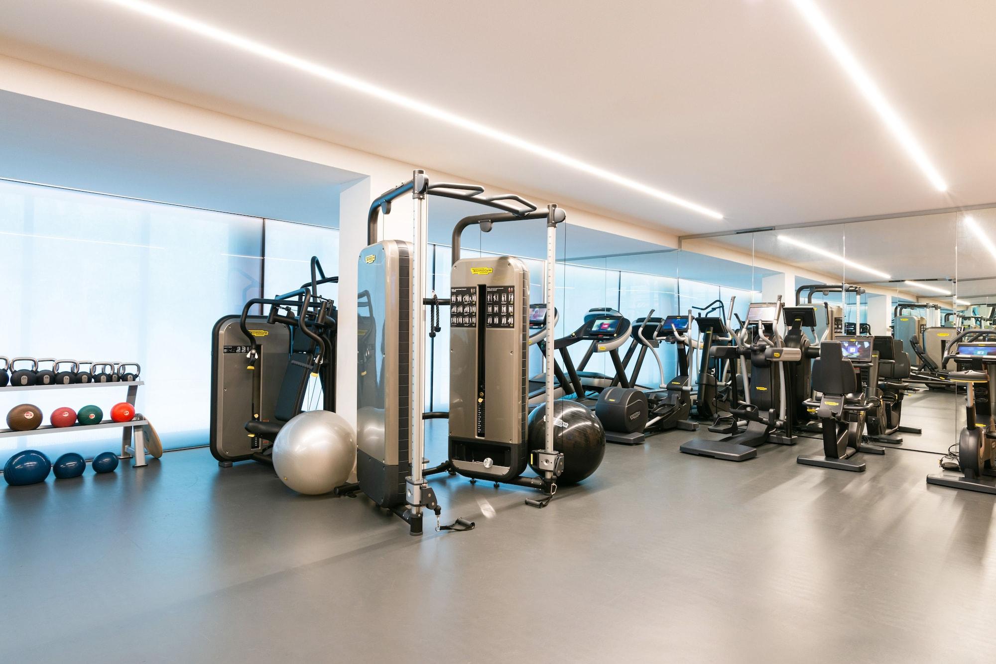 Gimnasio Hilton Lake Como