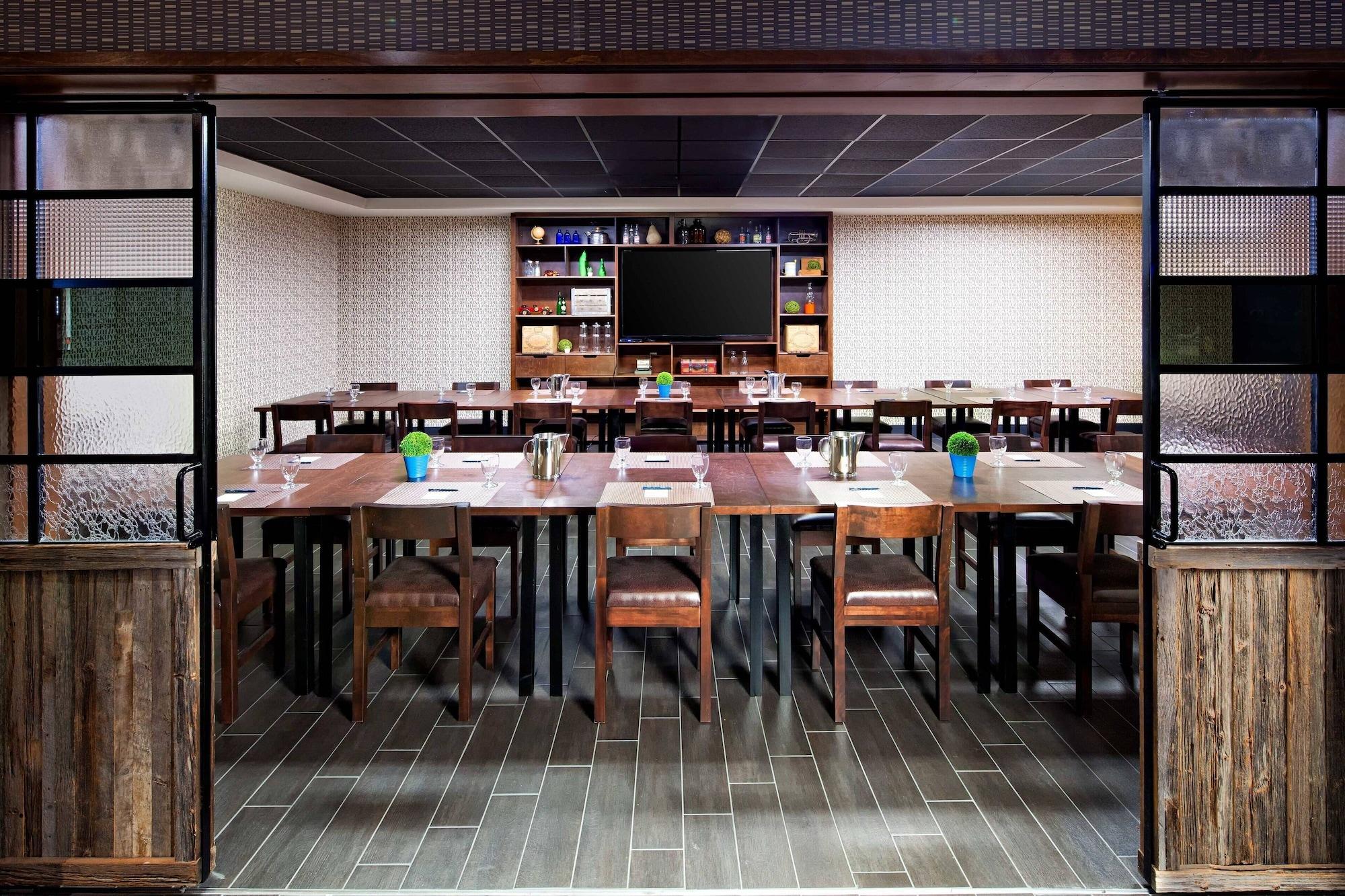 Restaurant Four Points by Sheraton Edmundston Hotel & Conference Center