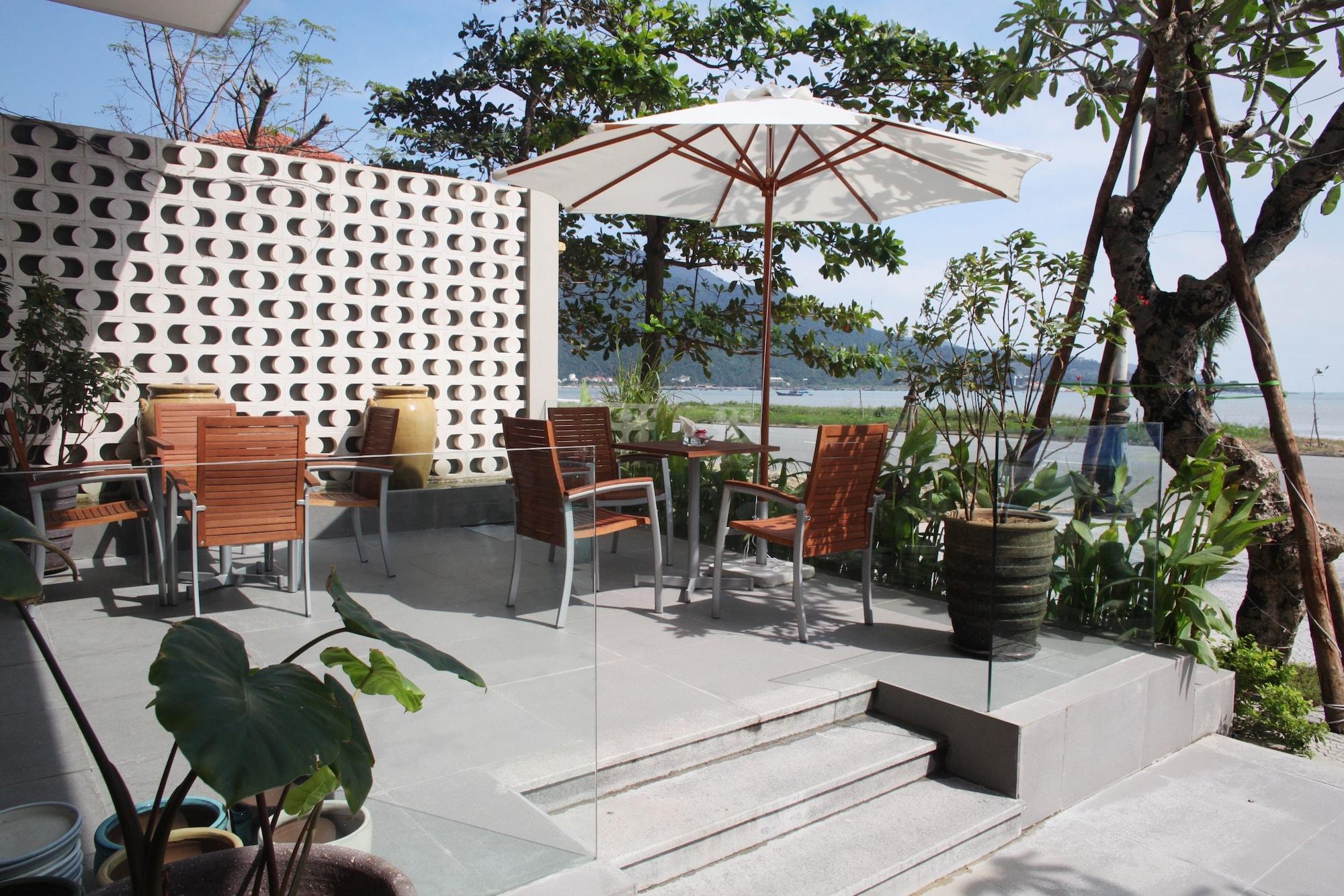 Restaurant Dan Oasis Beach Hotel and Apartment
