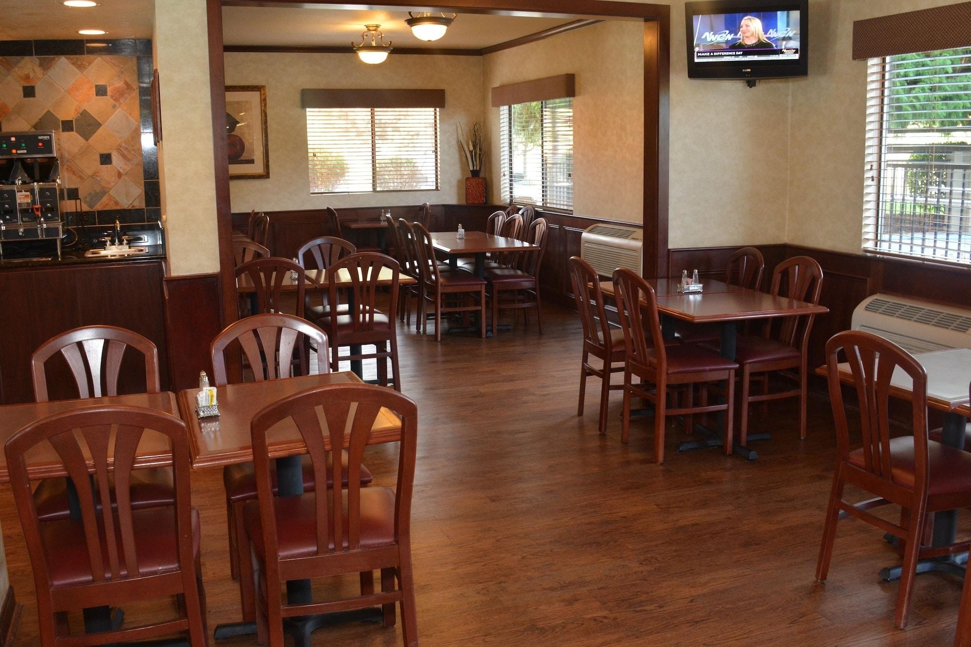 Restaurant Baymont by Wyndham Yakima Riverfront