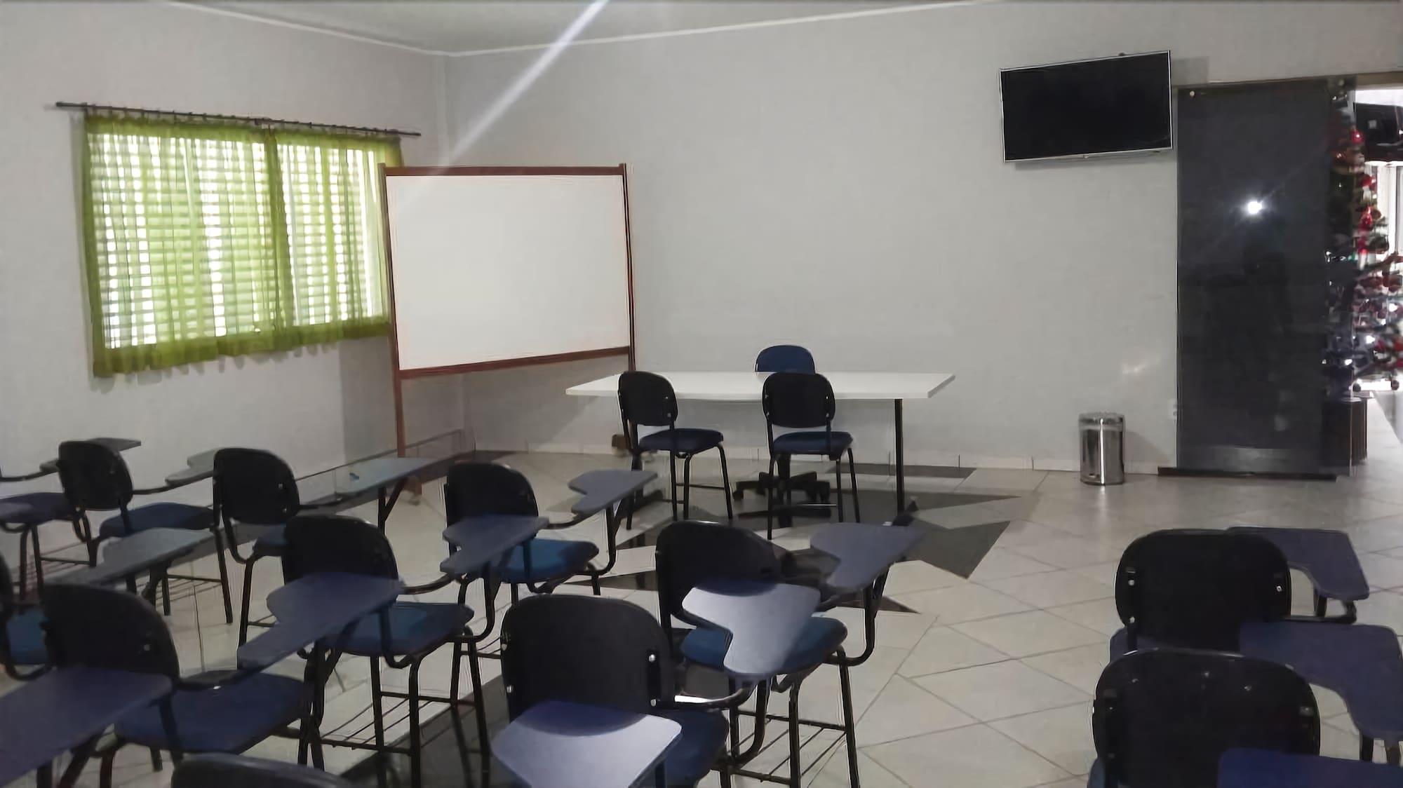 Sala de Reuniones Via Norte Hotel