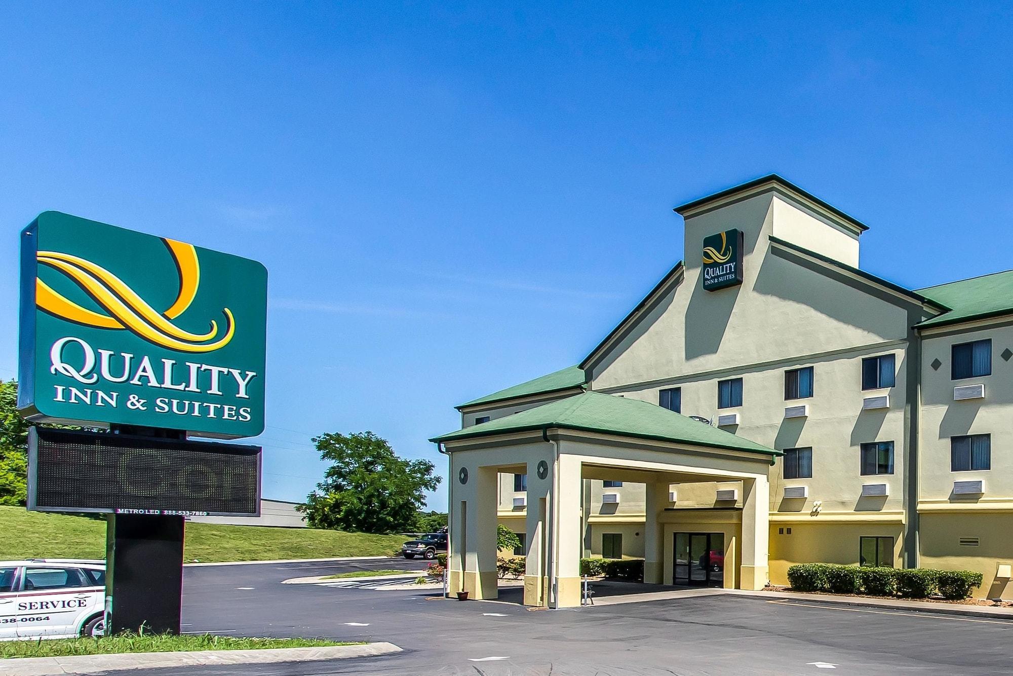 Vista Exterior Quality Inn & Suites