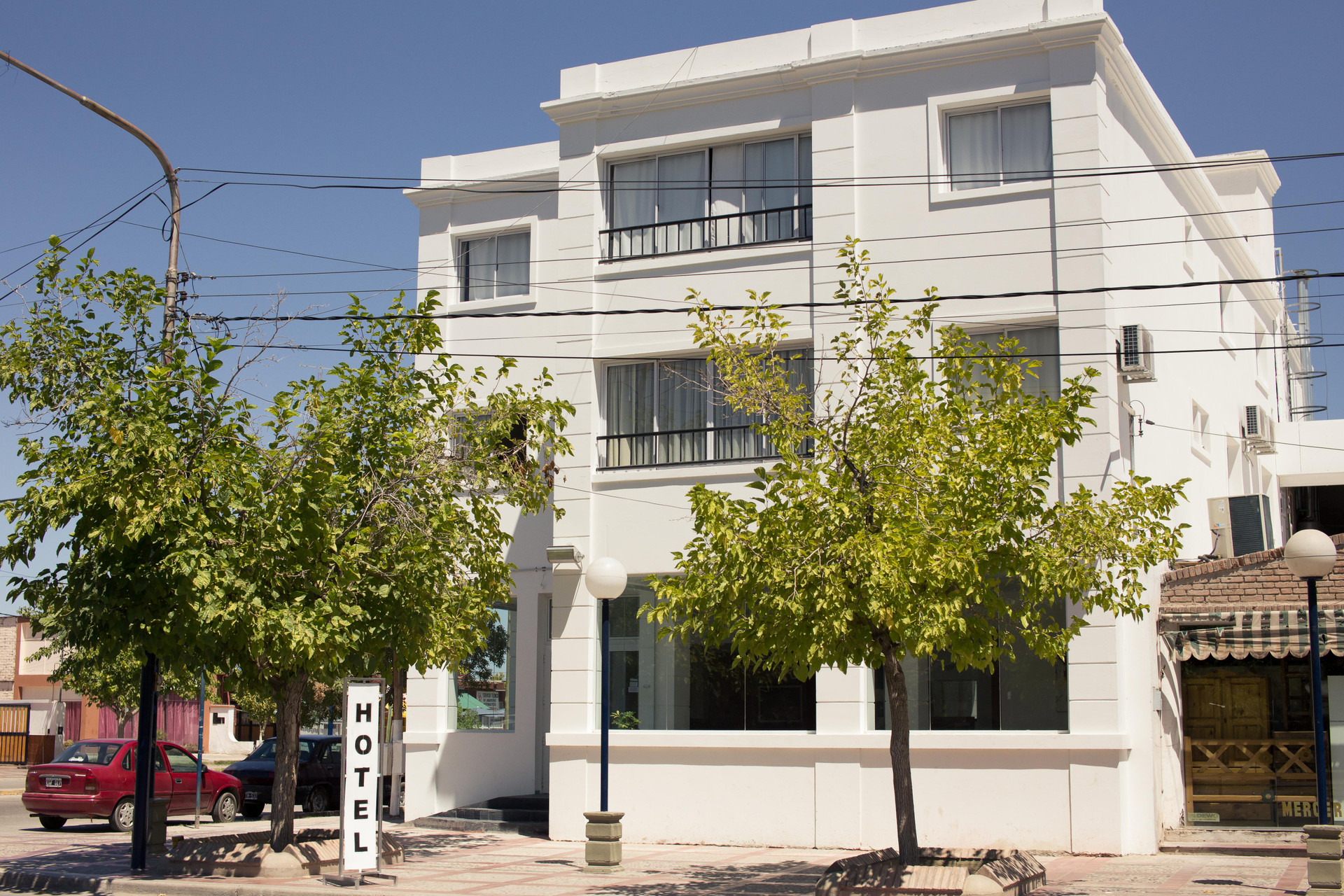 Vista Exterior Hotel Lavalle