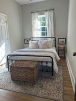 Alquiler Vacacional - Beautiful Bungalow in Historic District! Sleeps 8.