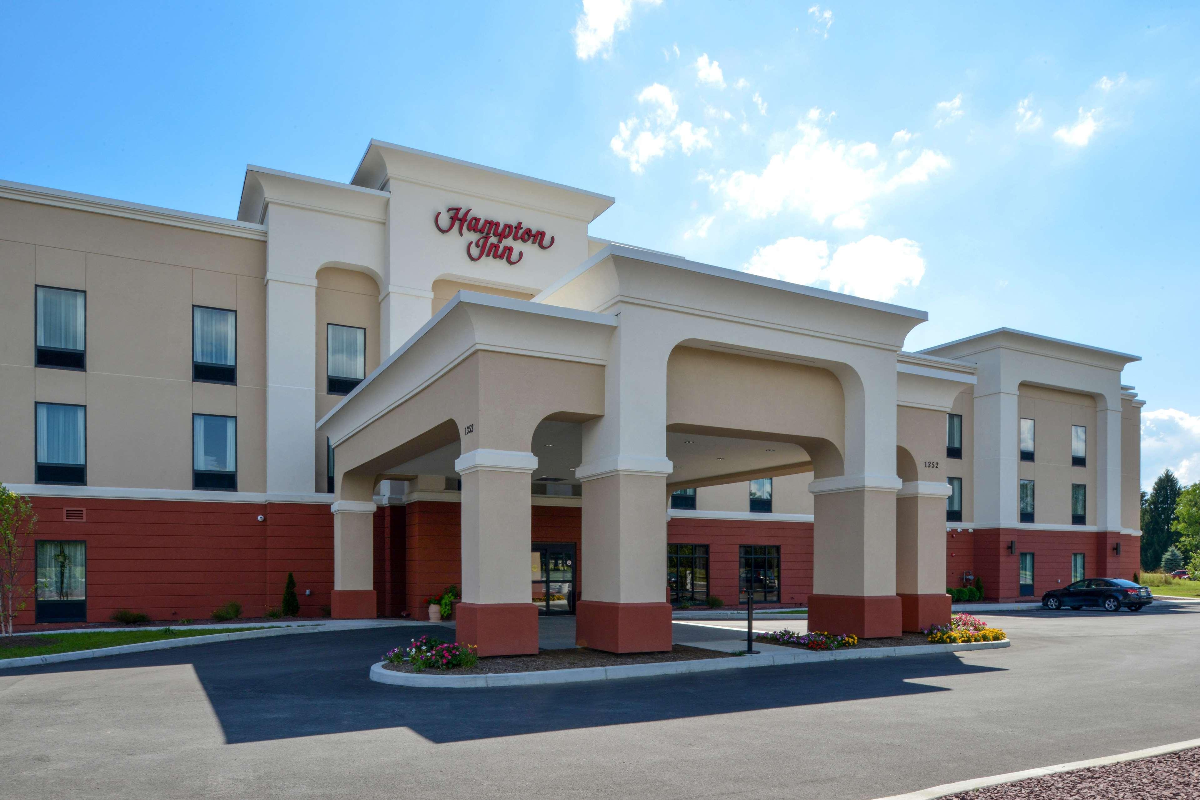 Vista Exterior Hampton Inn Rome