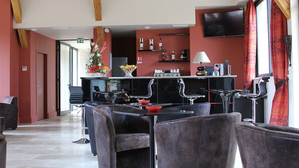 Bar/Salón La Villa Toscane