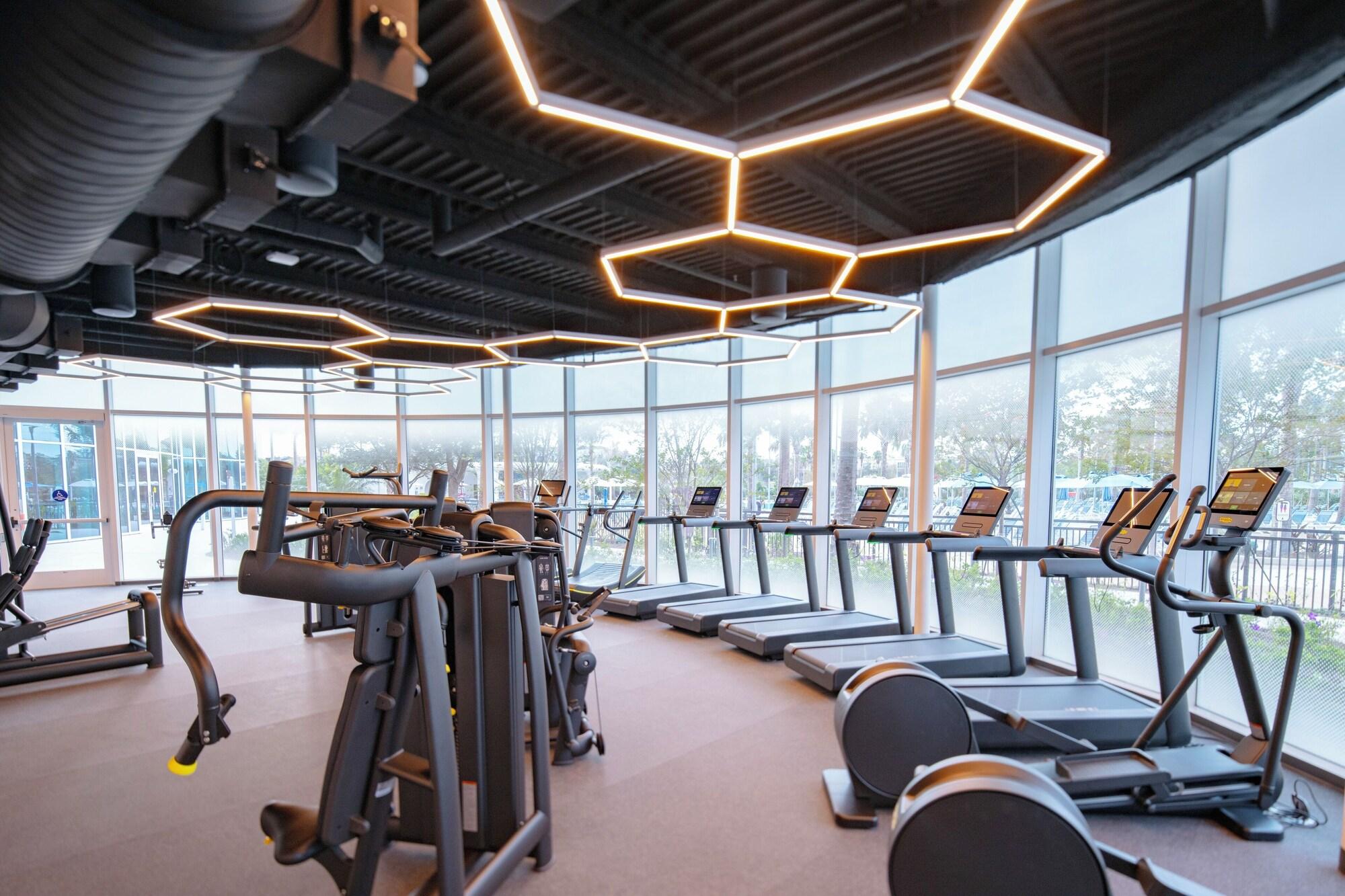 Gimnasio Universal's Stella Nova Resort