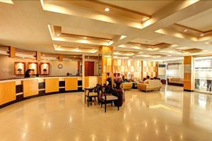 Alojamiento - Grand Astoria Hotel