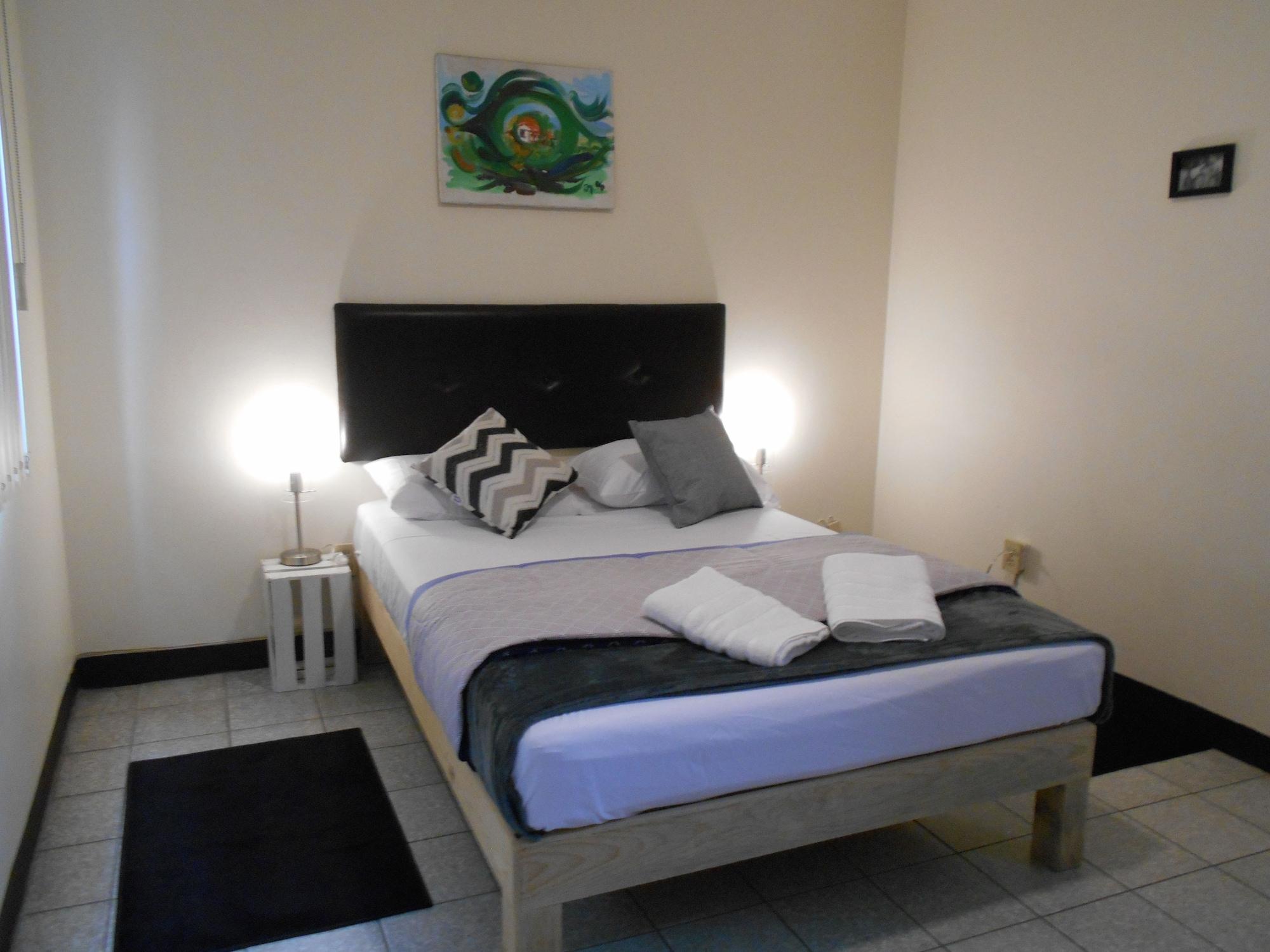 Varios Star Apartments Reservations