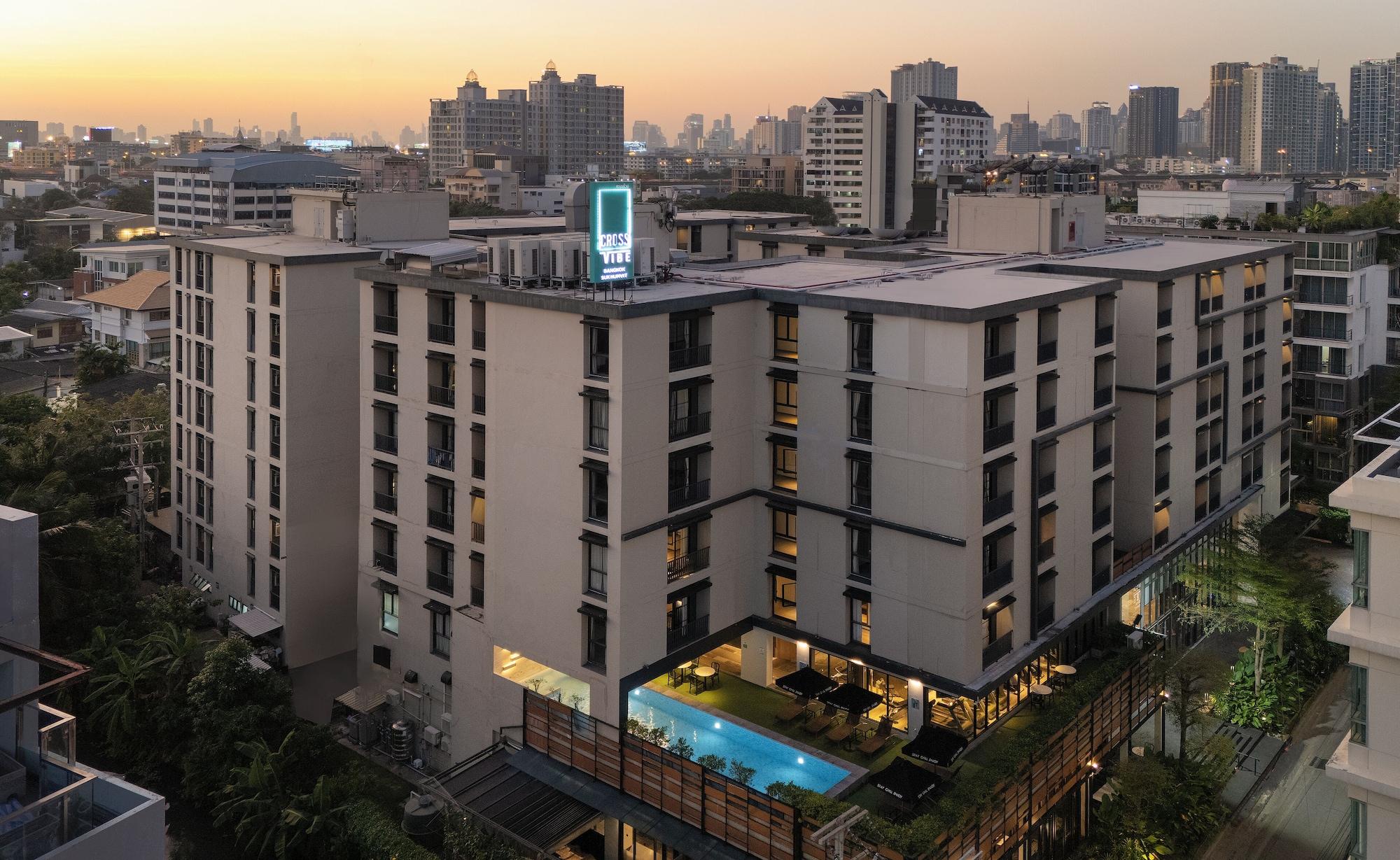Vista Exterior Cross Vibe Sukhumvit Hotel