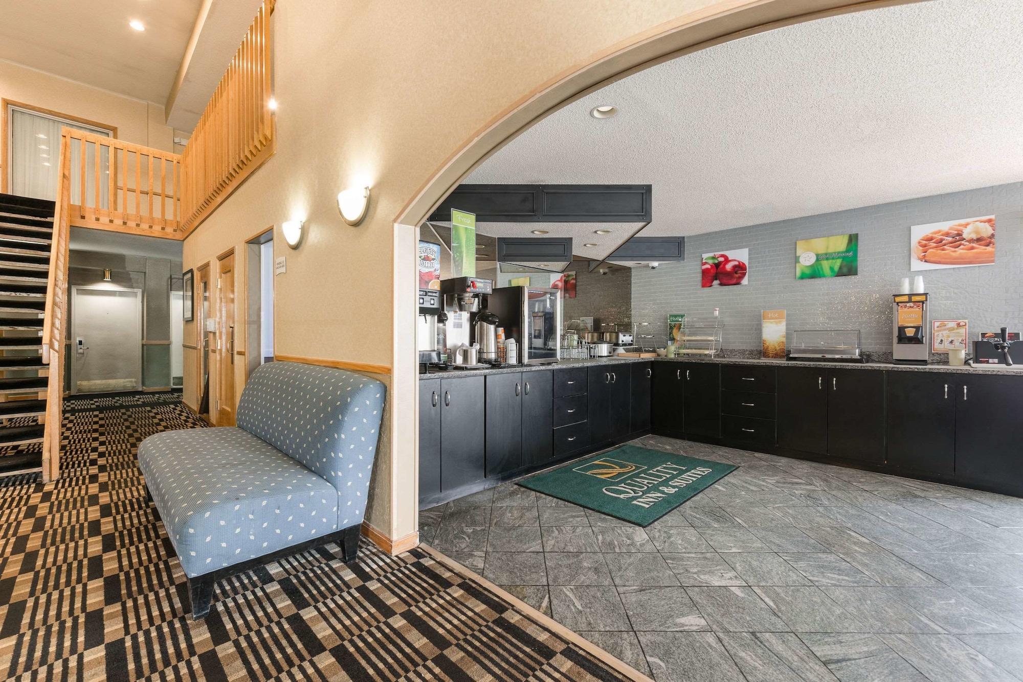 Bar/Salón Quality Inn & Suites Portage Central