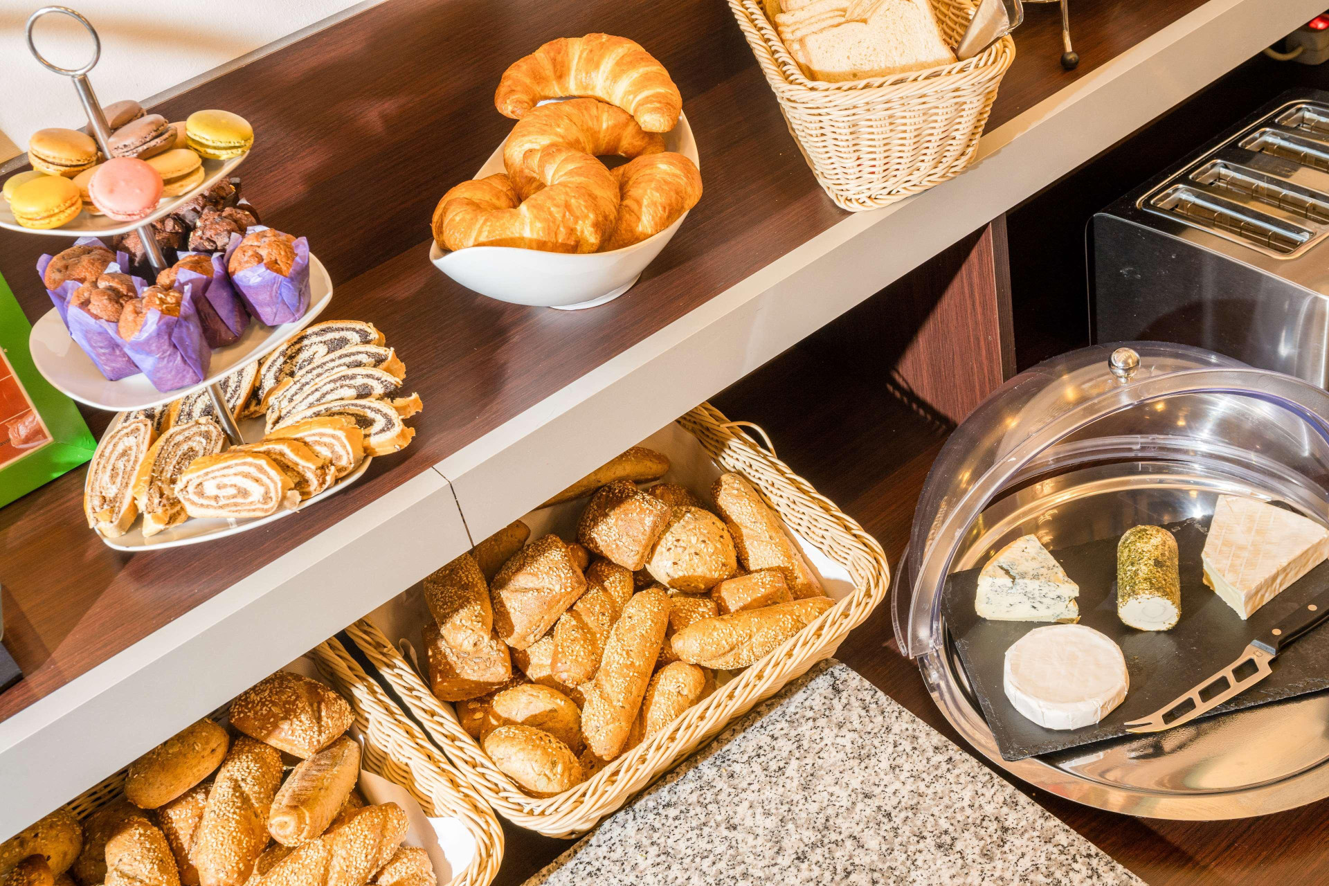 Restaurant Best Western Plus Celebrity Suites