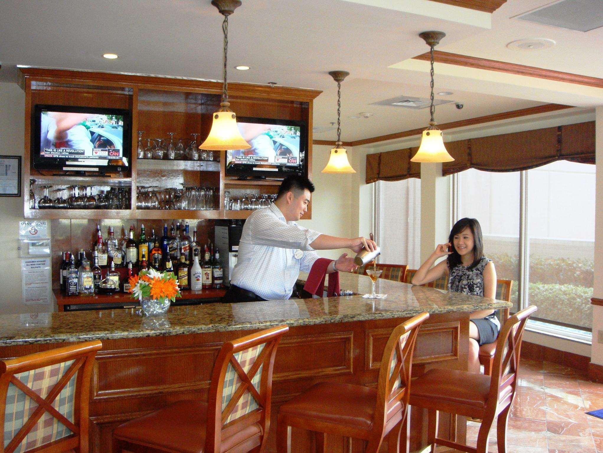 Bar/Salón ACP Hotel Houston Westchase, MOD Collection by Sonesta