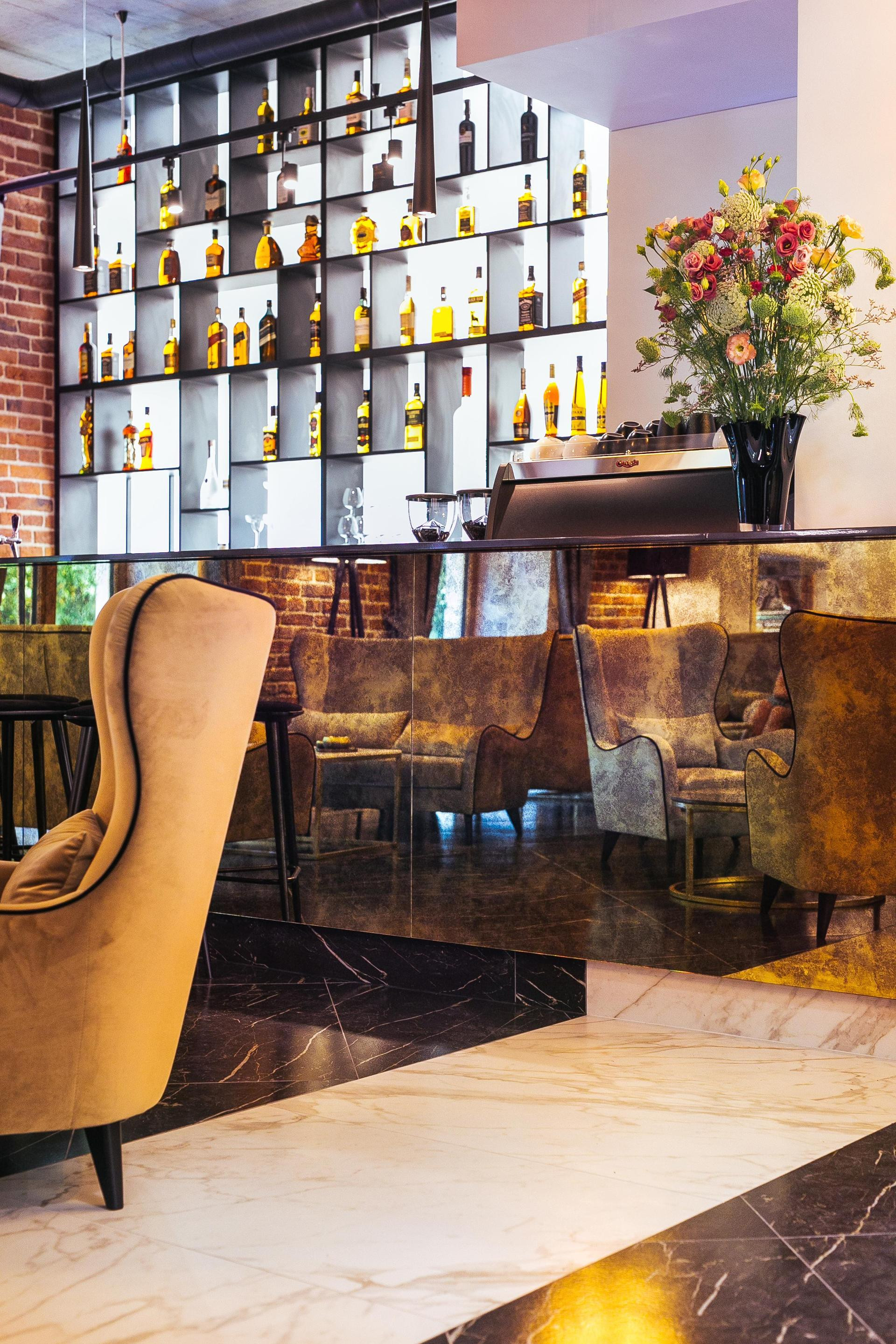 Bar/Salón Hotel Wawel Queen
