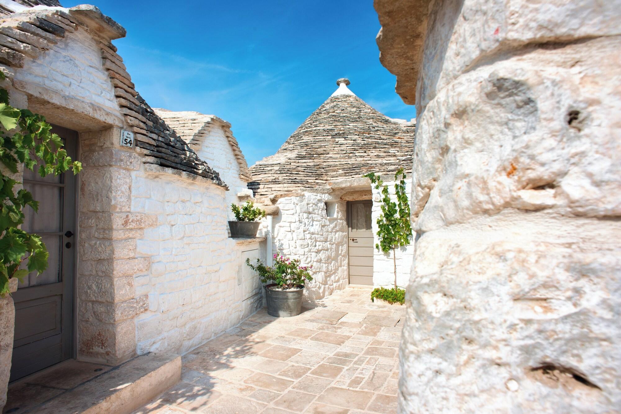 Varios Trulli Holiday Albergo Diffuso