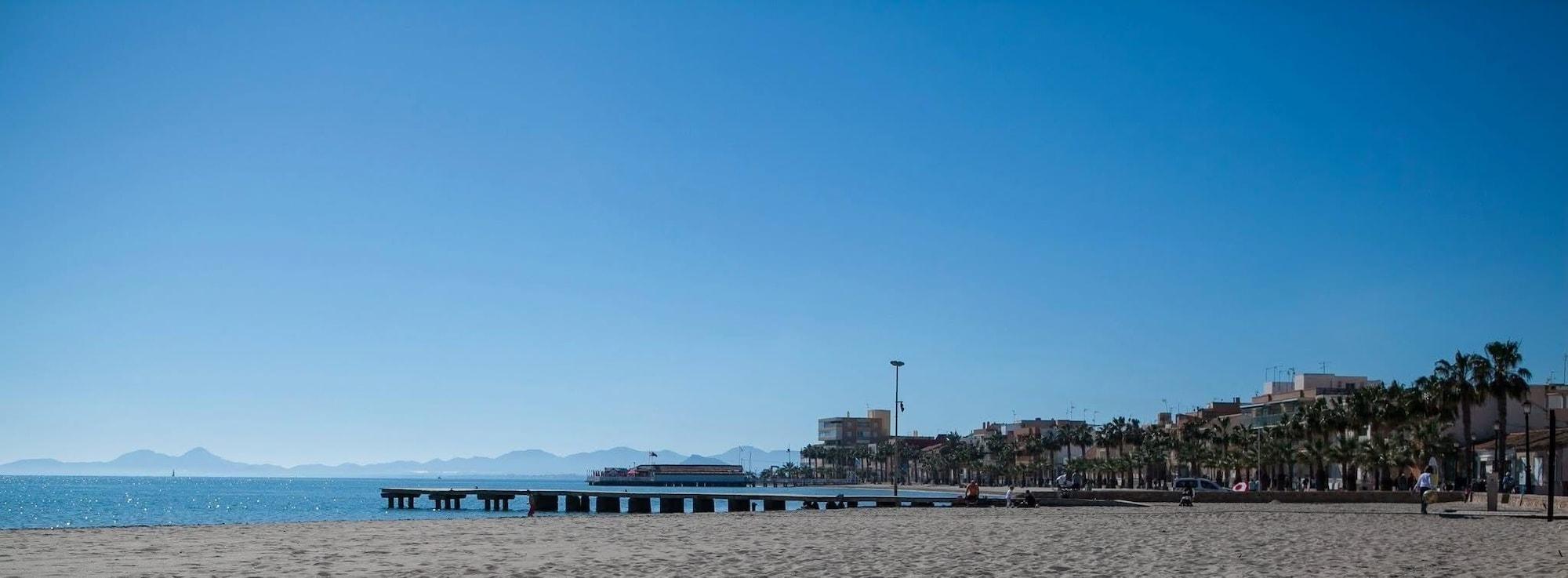 Playa Stunning ground floor 2 bed apartment.