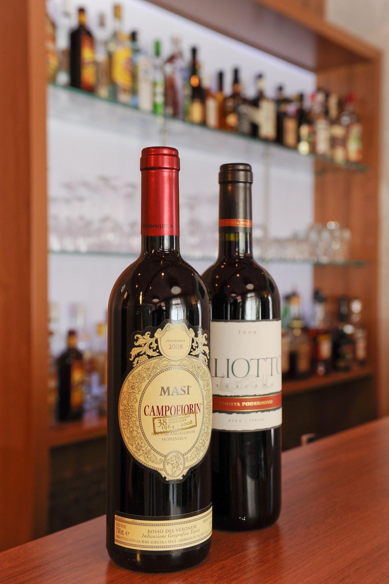 Bar/Salón Hotel Isartor