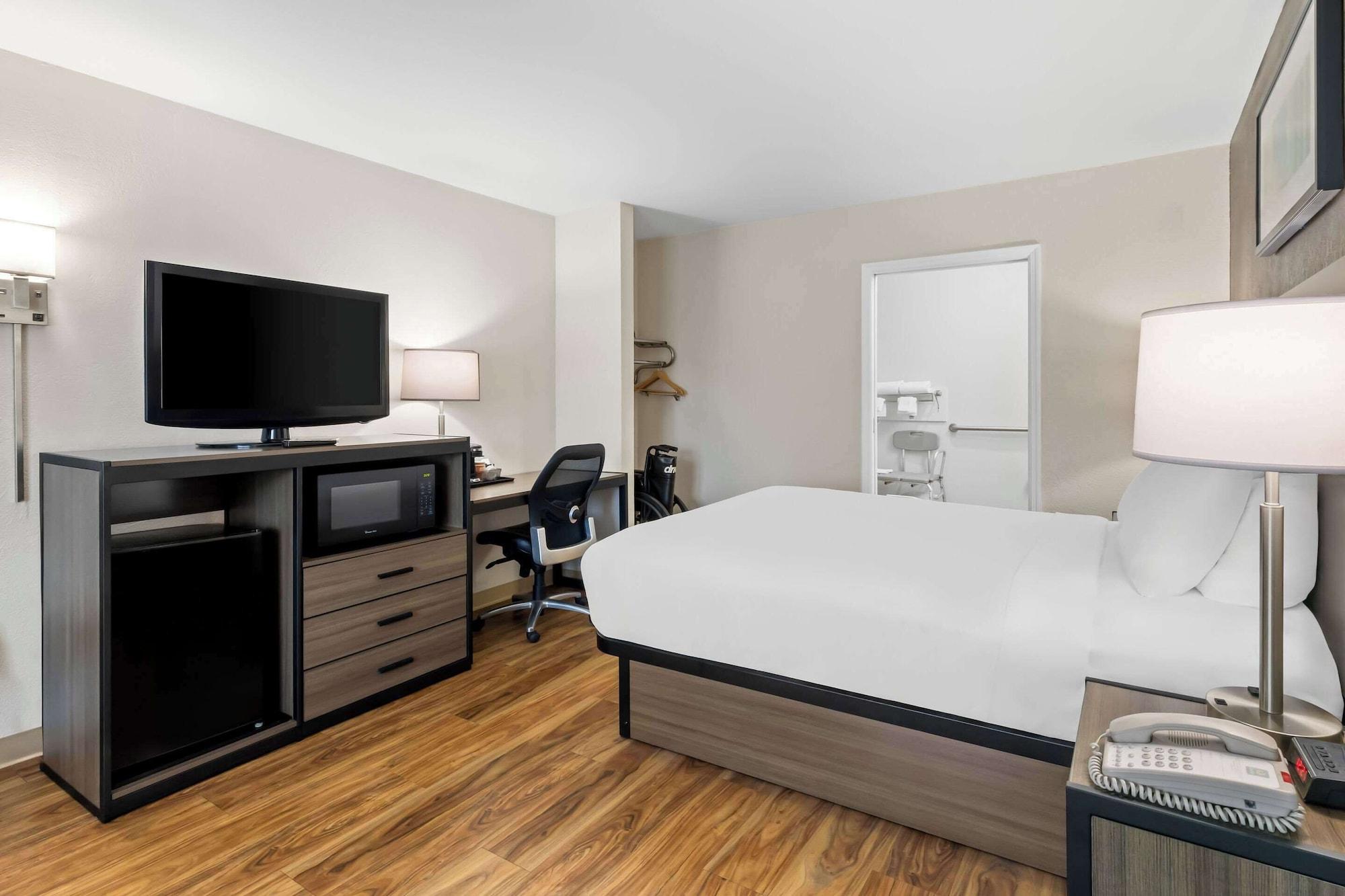 Habitación Quality Inn Fayetteville near Historic Downtown Square