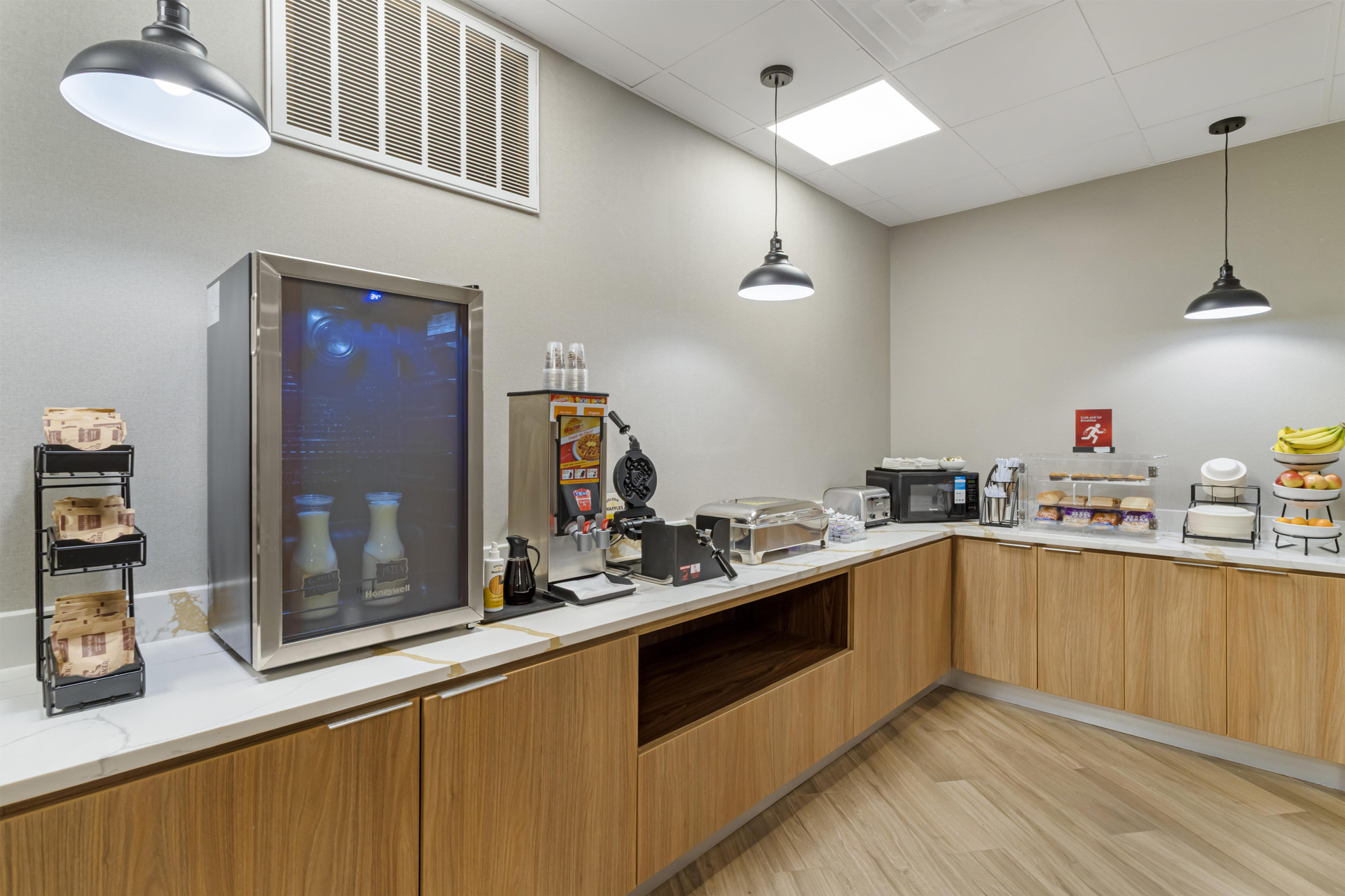 Restaurant Best Western Plus Pearland/Houston Medical Center Hotel