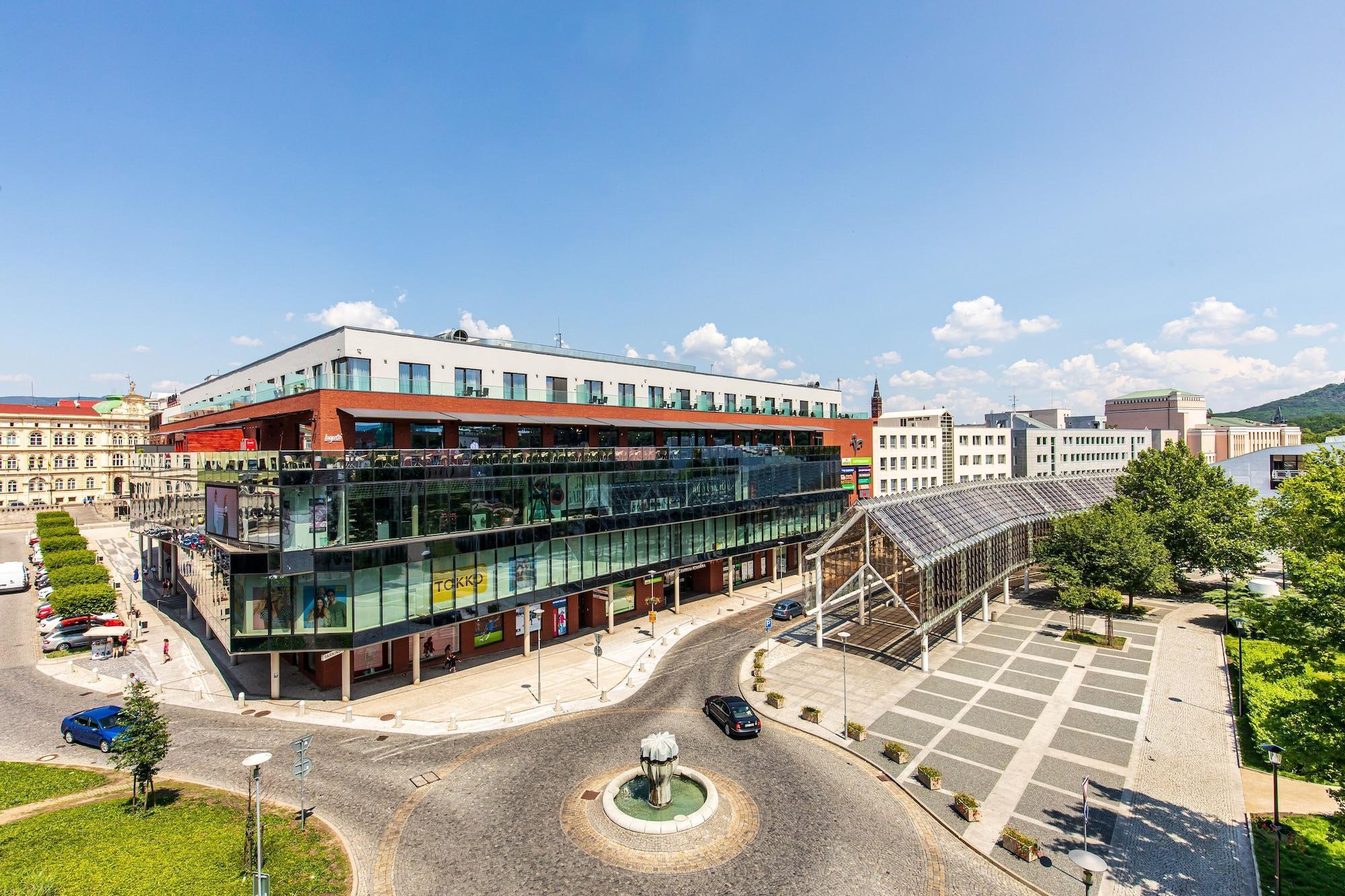 Vista Exterior Rezidence FontÃ¡na