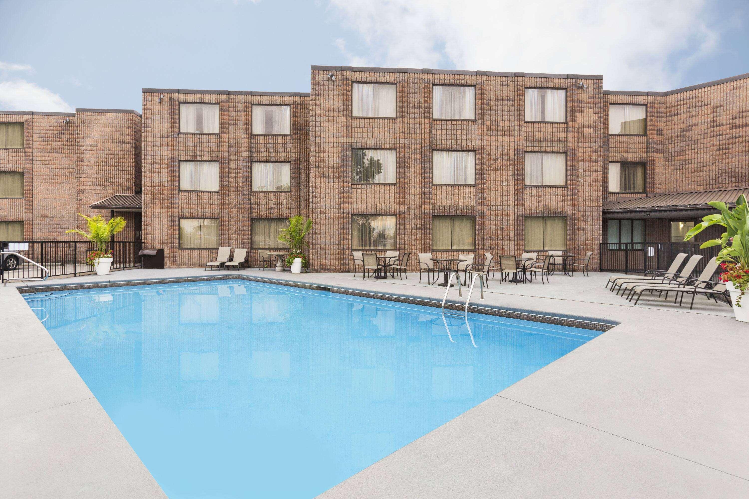 Vista Piscina Days Inn by Wyndham Fallsview