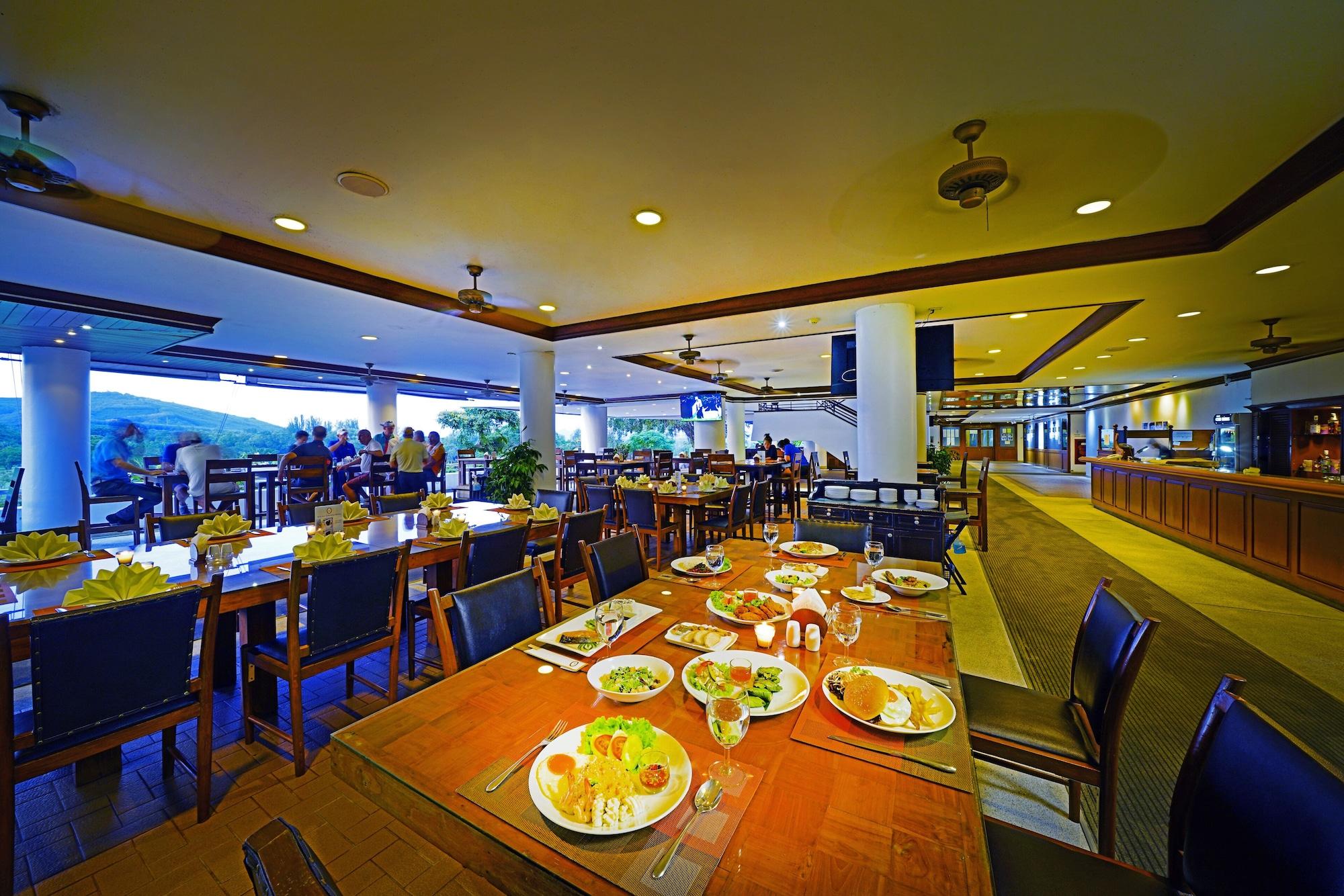 Restaurant Blue Canyon Country Club