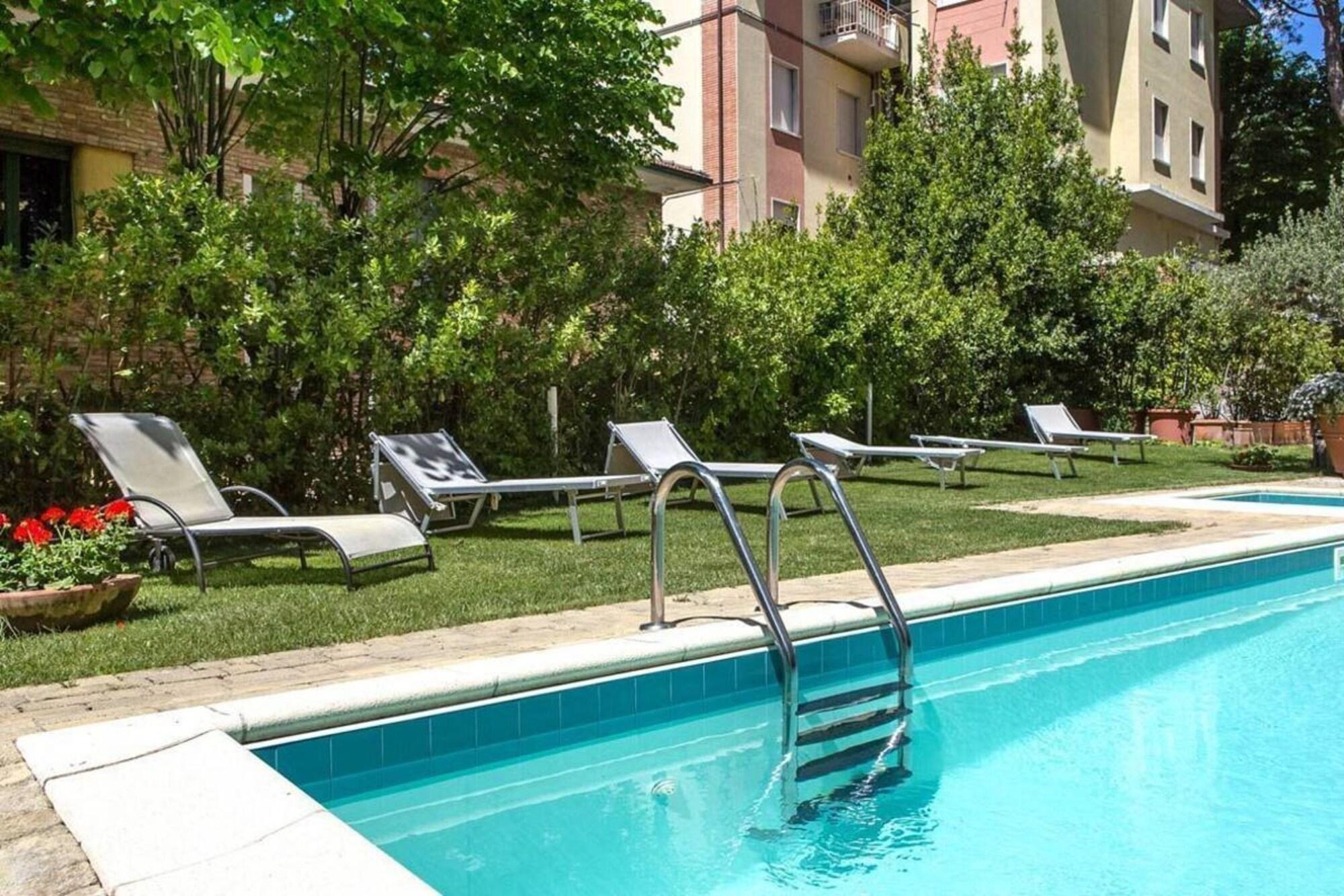 Vista Piscina Hotel Mizar