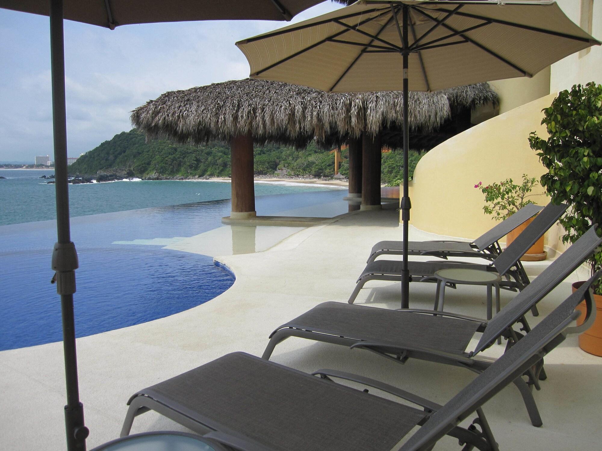 Vista Exterior Palmetto Ixtapa 313