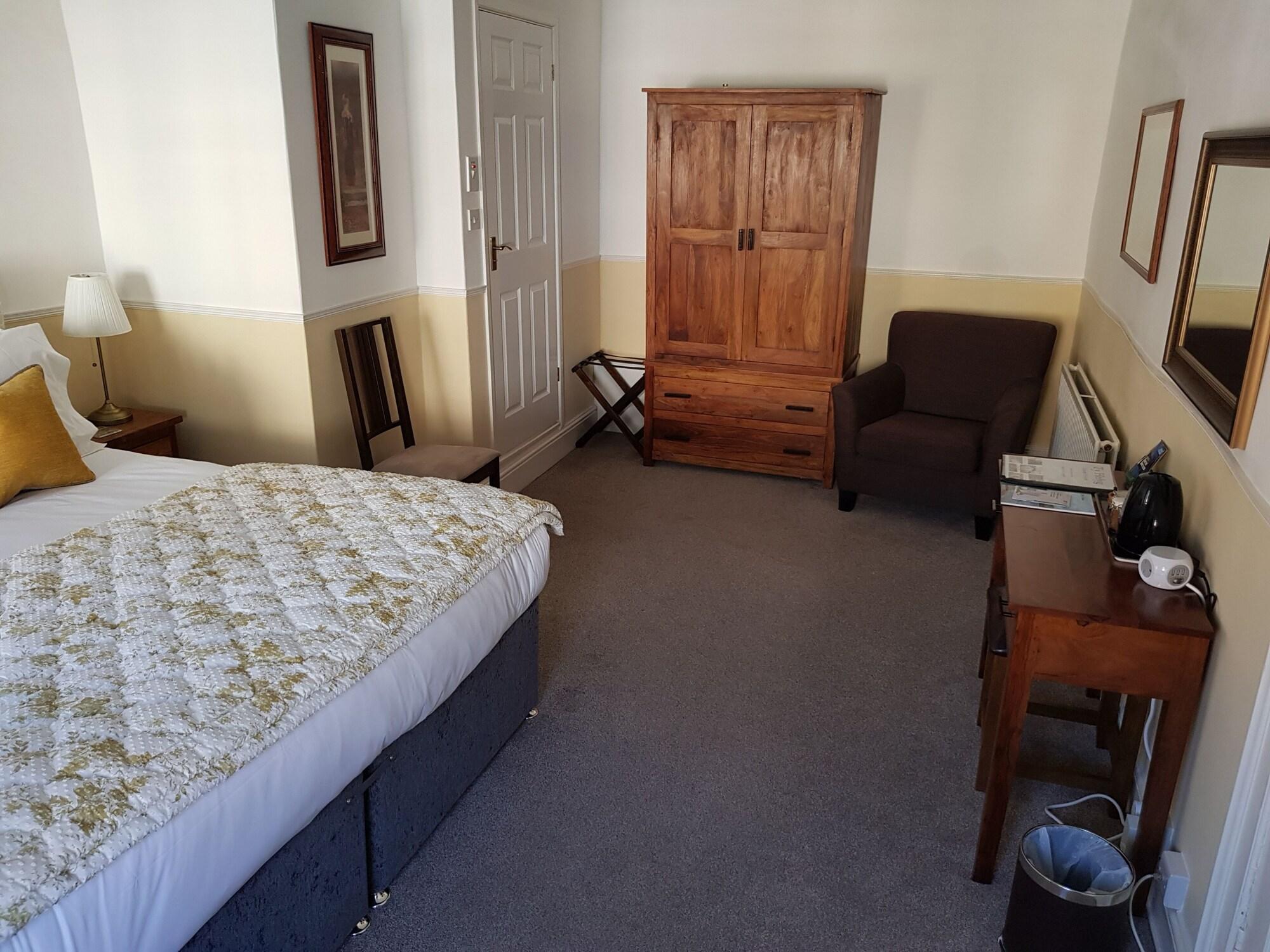 Varios Ty Helyg Guest House