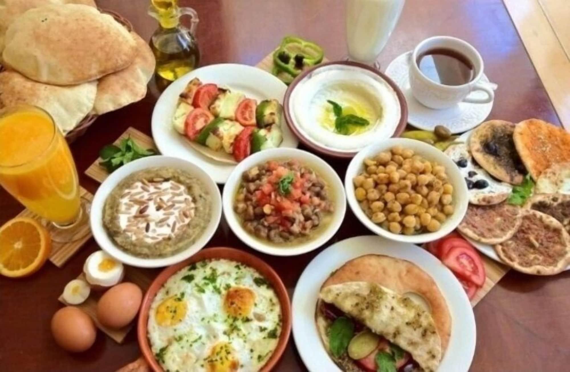 Restaurant Sara Crown Hotel