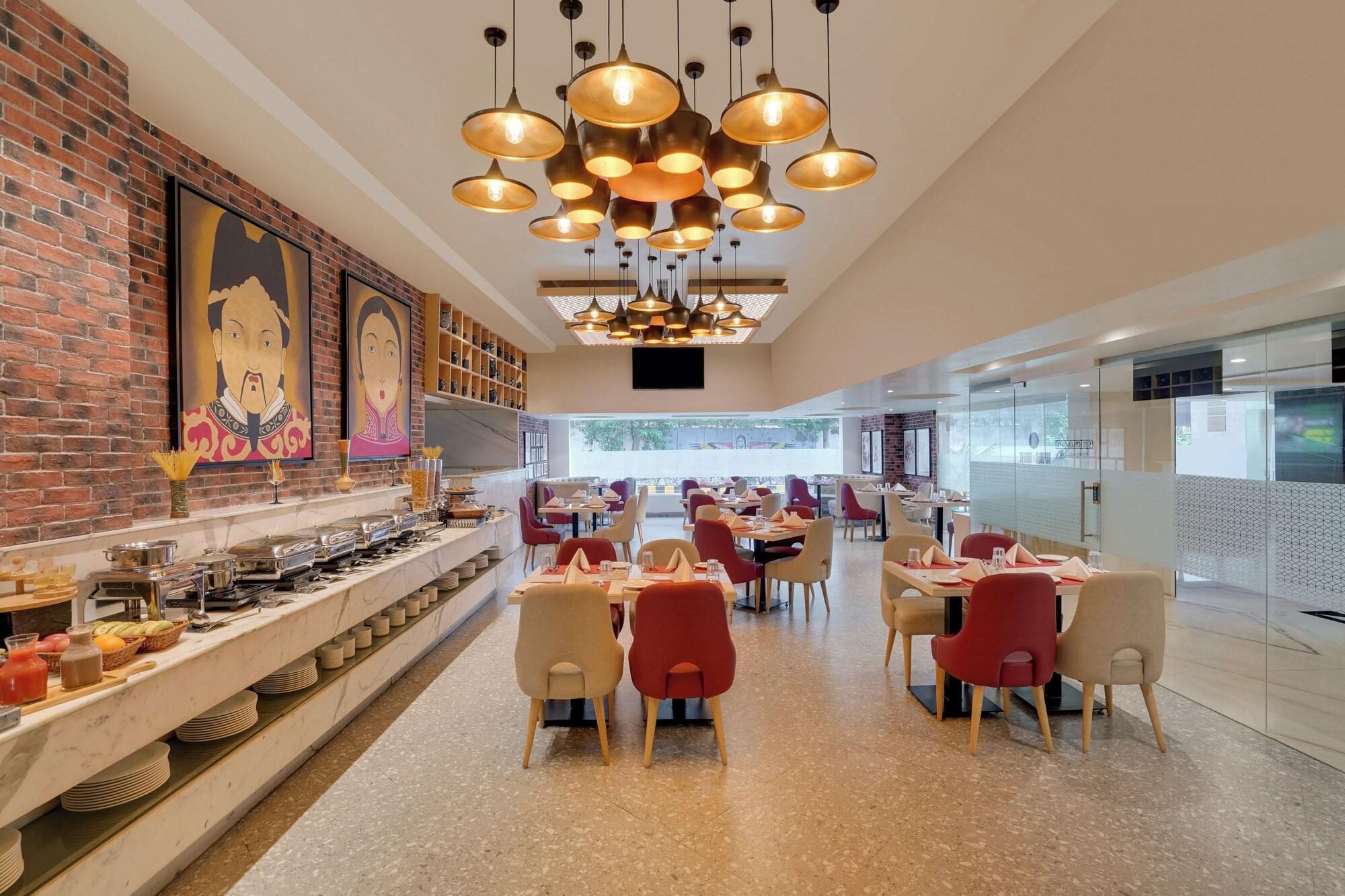 Restaurant Lemon Tree Hotel Centre Point Jamshedpur