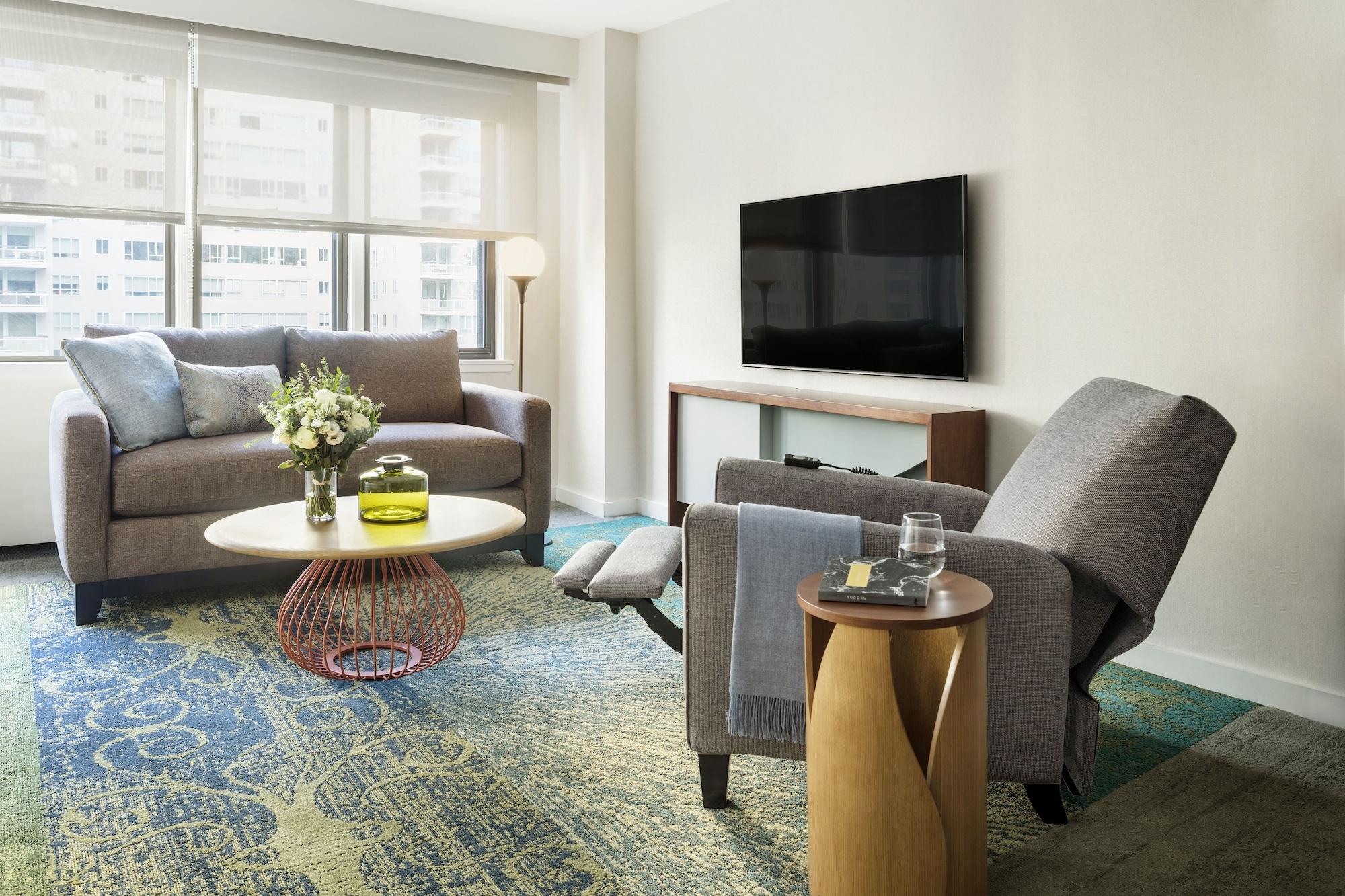 Equipamiento de Habitación The Gardens Sonesta ES Suites New York