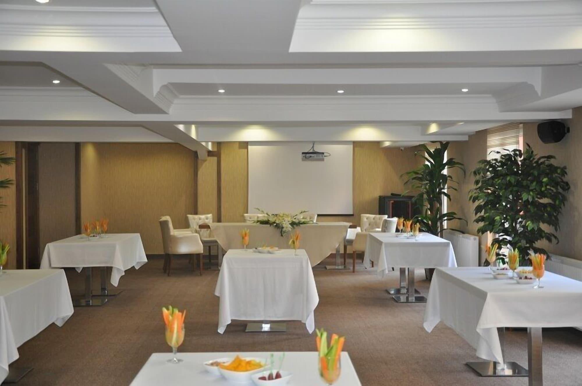 Salón de Baile Turist Hotel