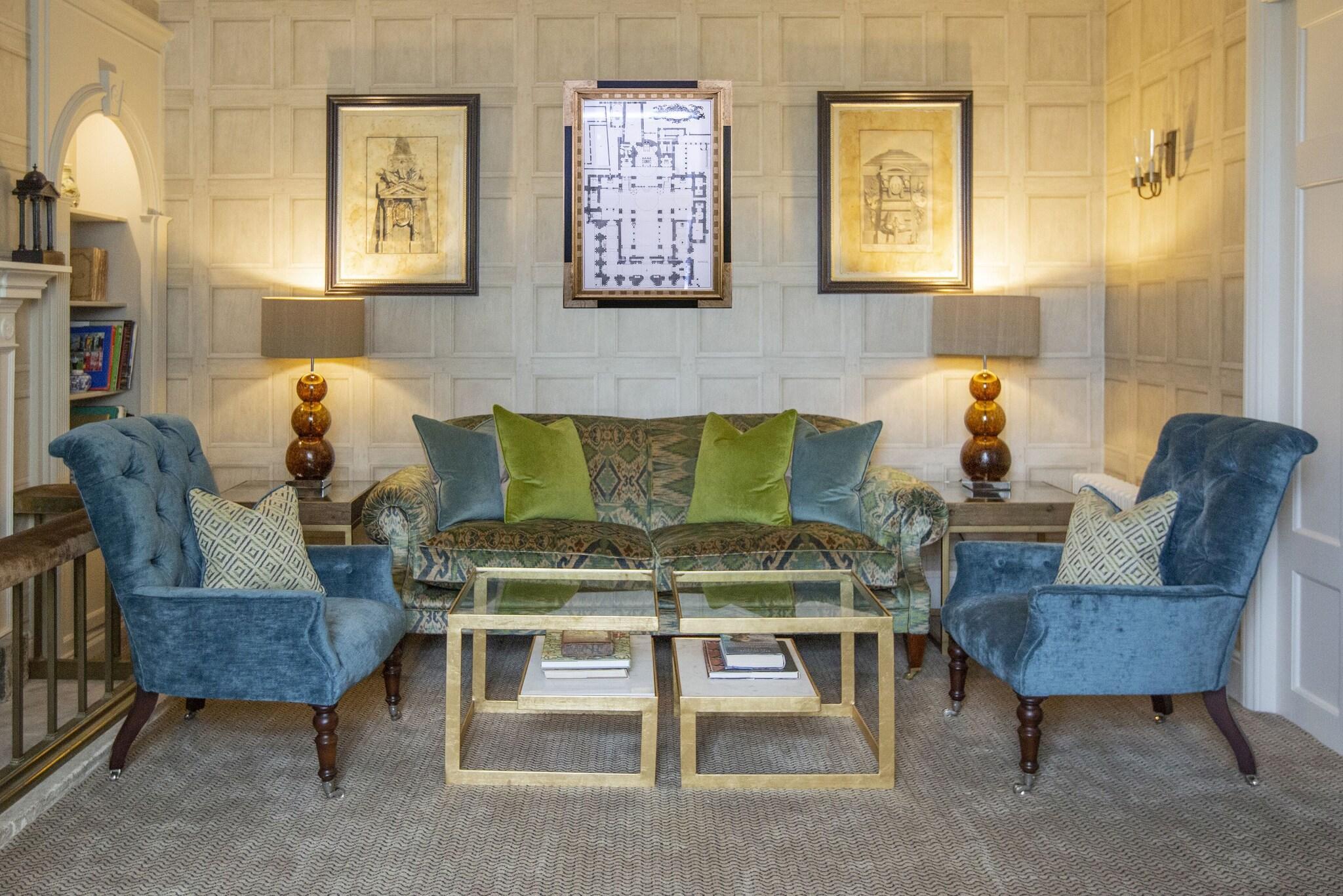 Vista Lobby Lords of the Manor Hotel