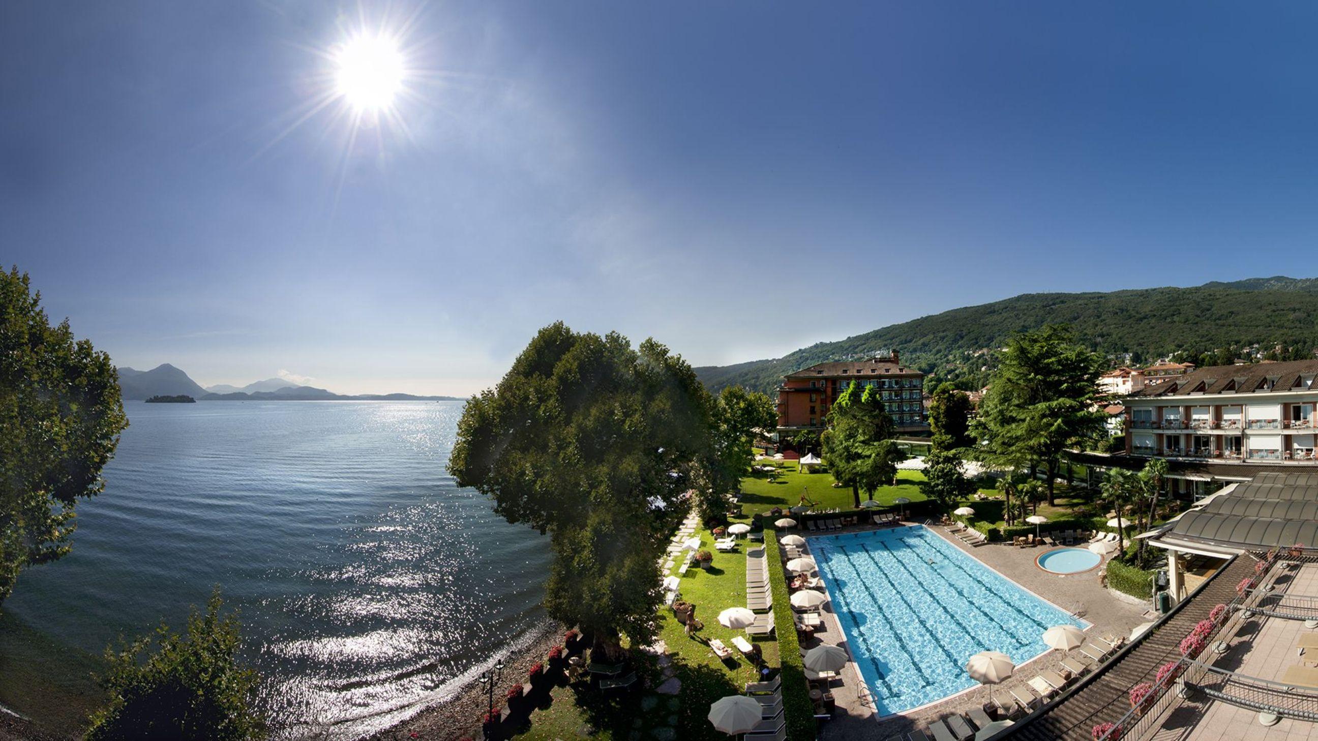 Vista Piscina Grand Hotel Dino