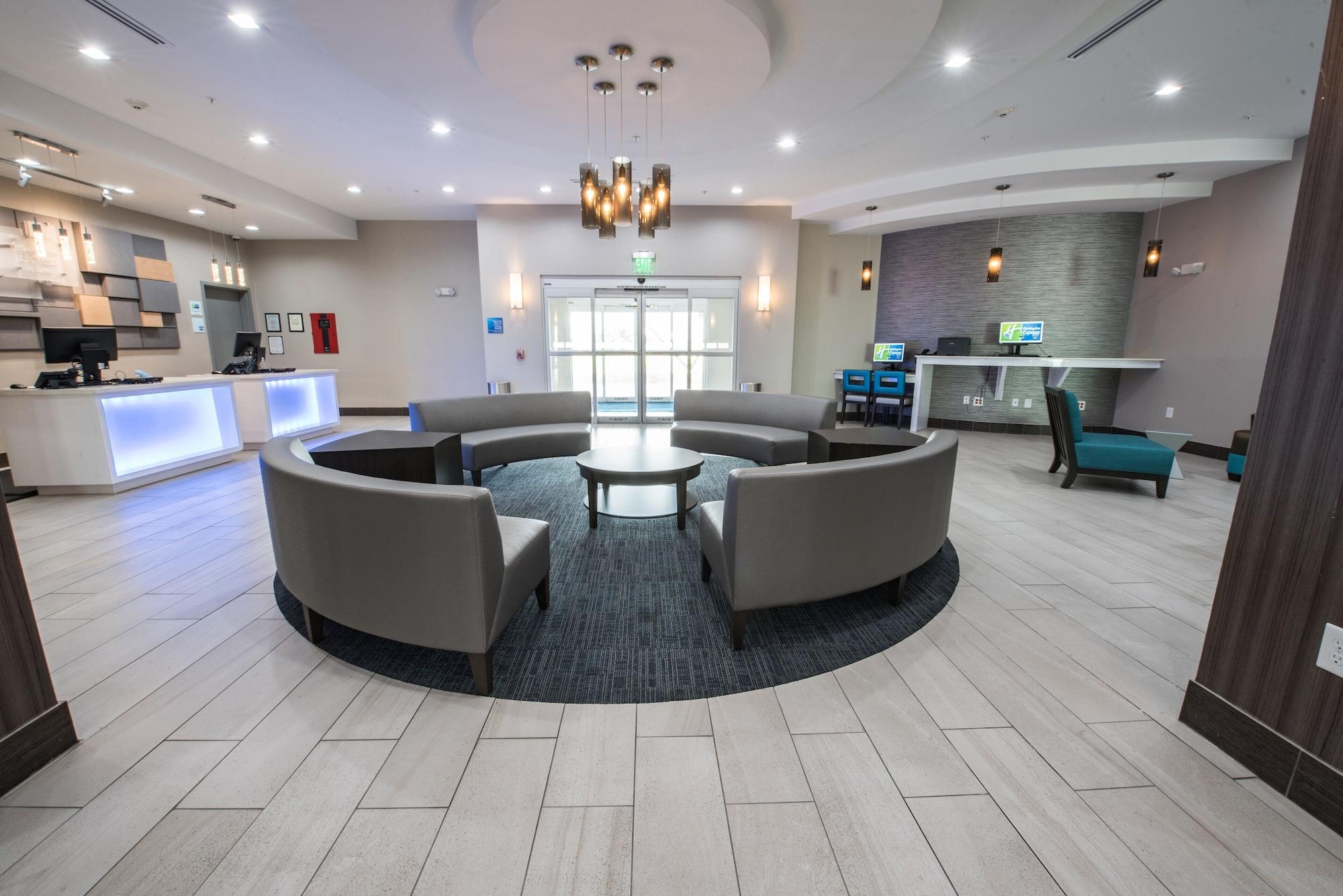 Vista Exterior Holiday Inn Express & Suites Houston - Hobby Airport Area by IHG