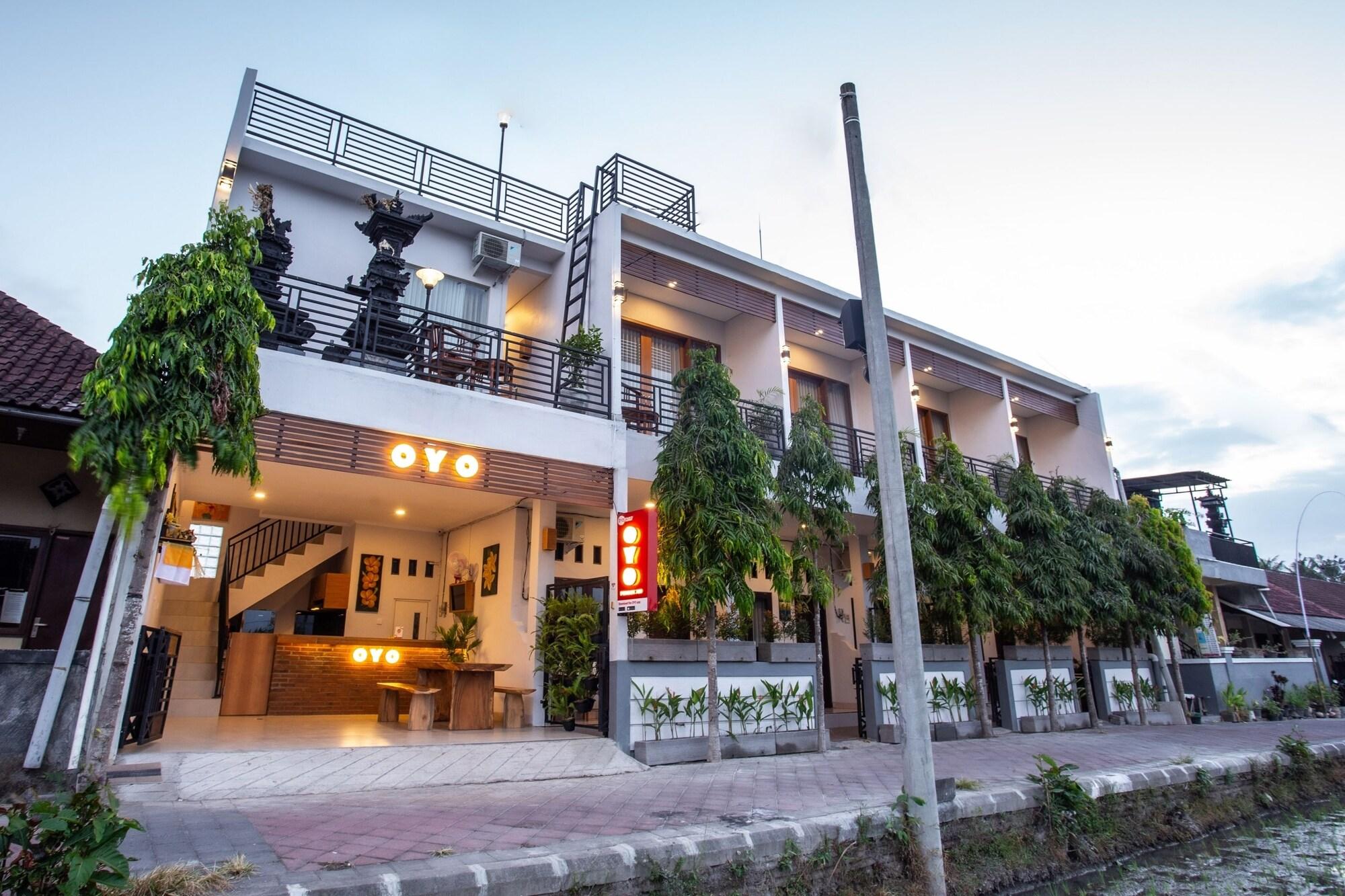 Vista Exterior OYO 1207 Pondok 789 Near Canggu Echo beach
