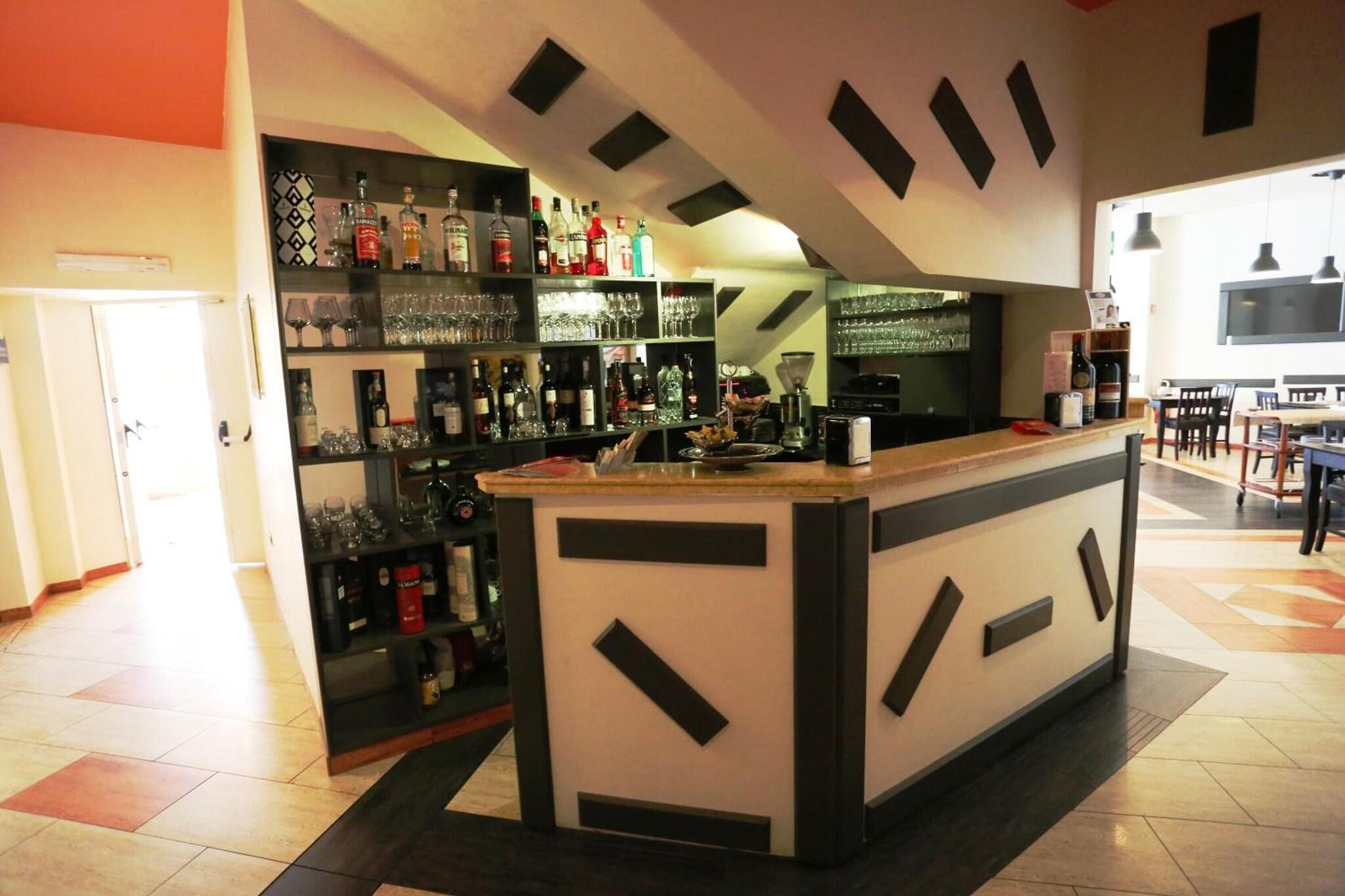 Bar/Salón Albanuova Hotel