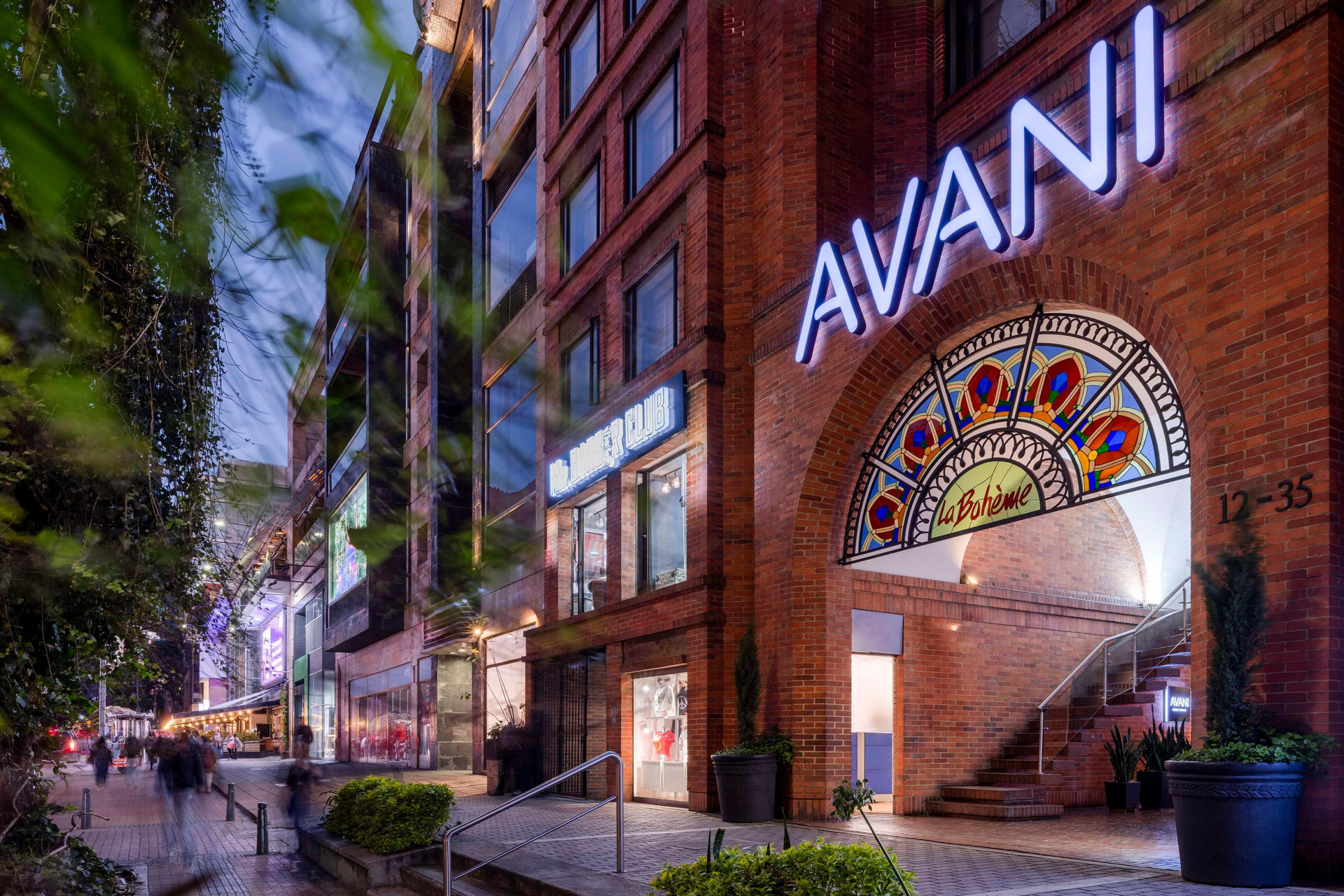 Vista Exterior Avani Royal Zona T Bogotá Hotel