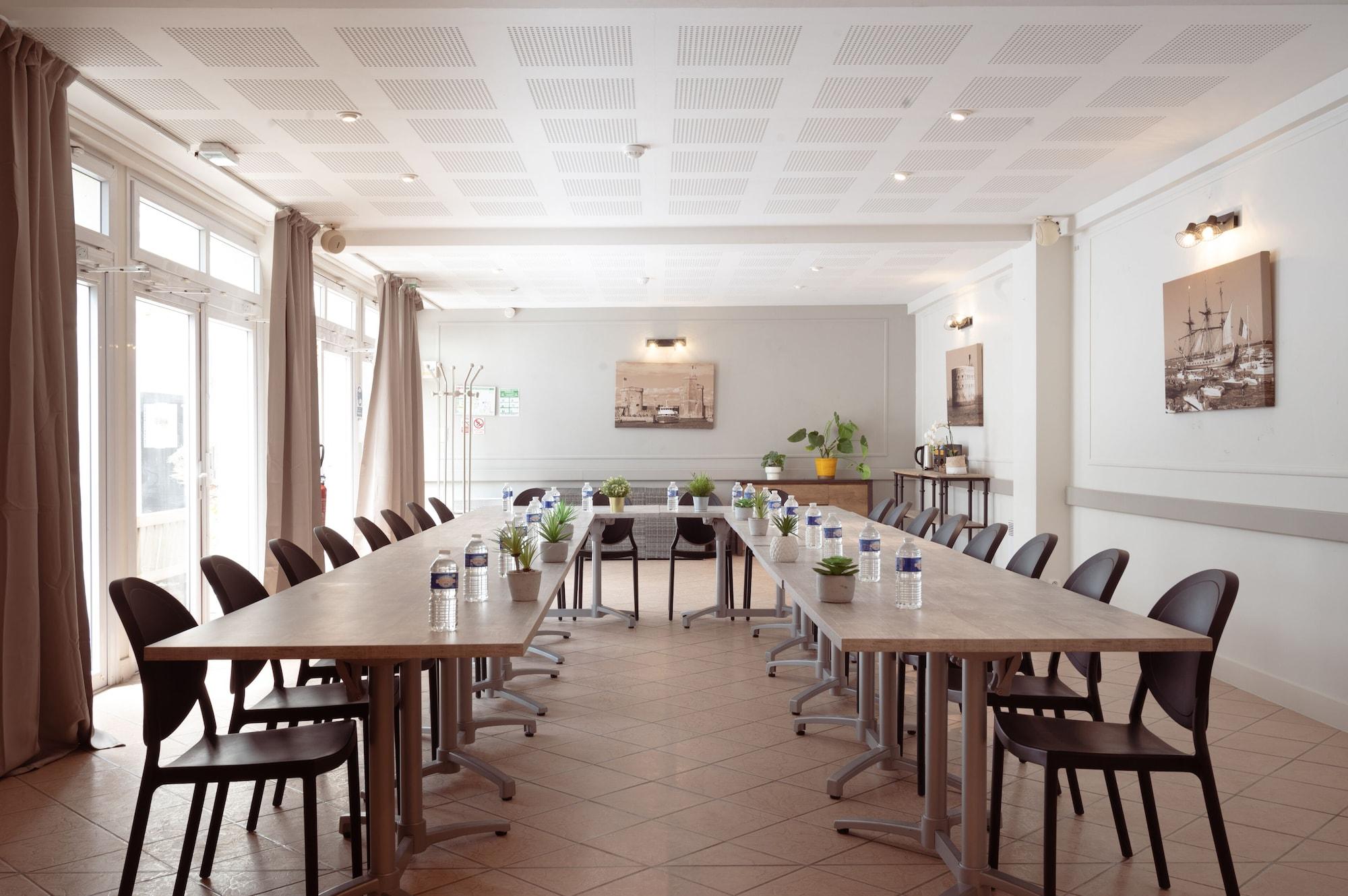 Sala de Reuniones Hôtel Le Rivage